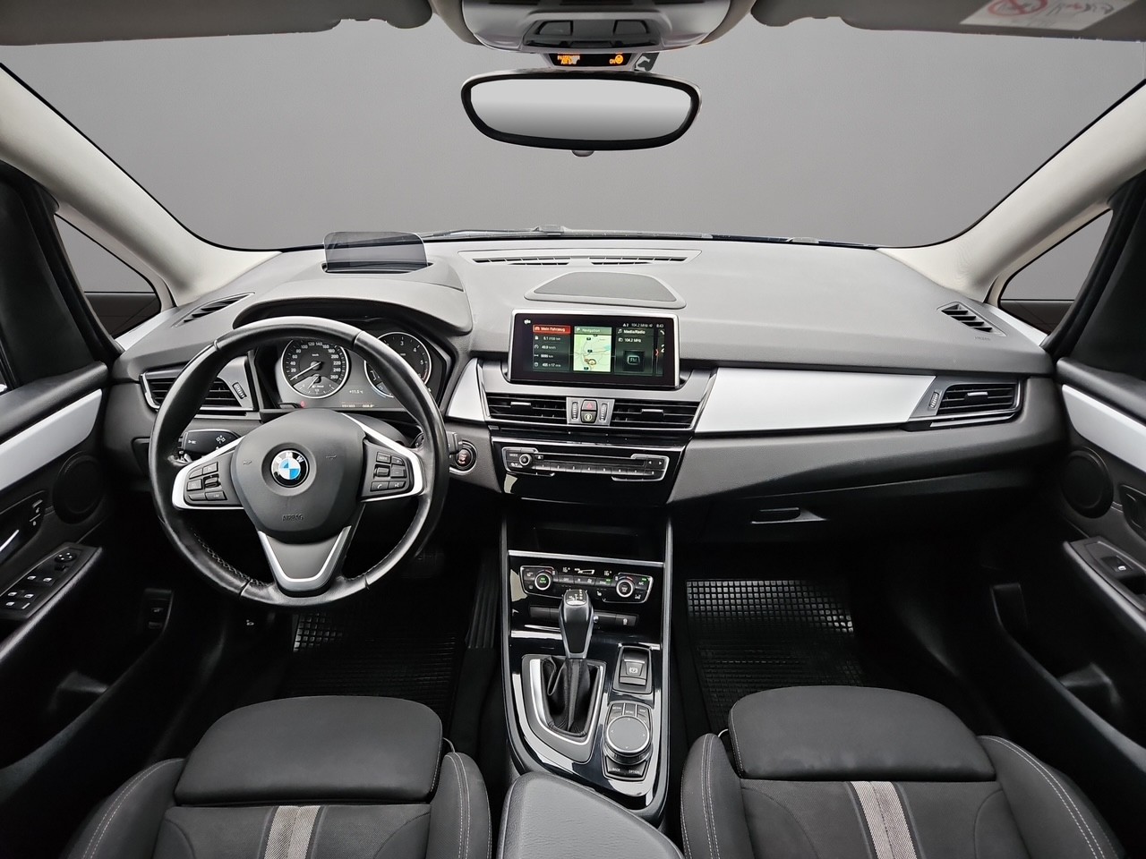BMW 220d xDrive Gran Tourer Steptronic-image-6