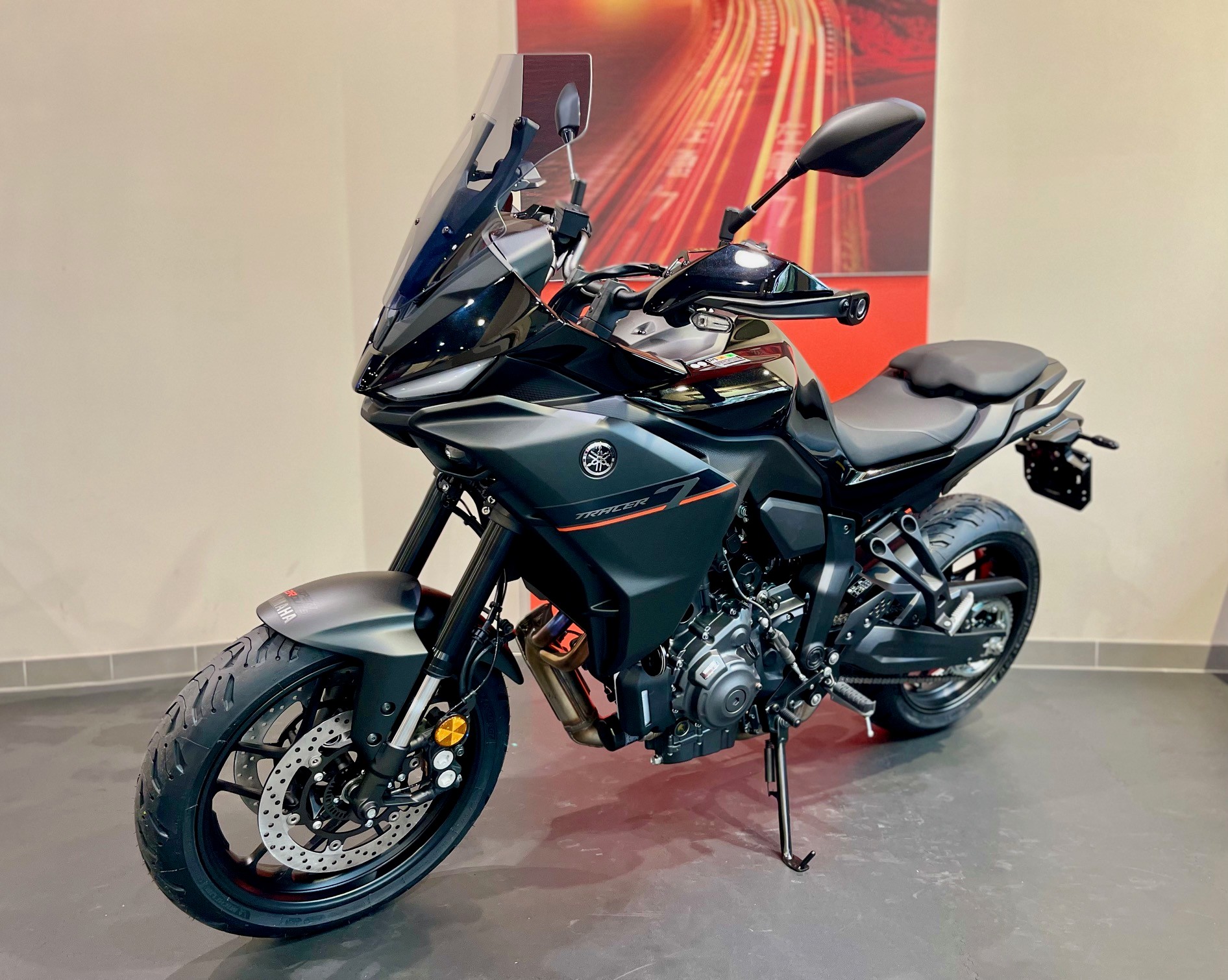 YAMAHA Tracer 7-showroom-element-3