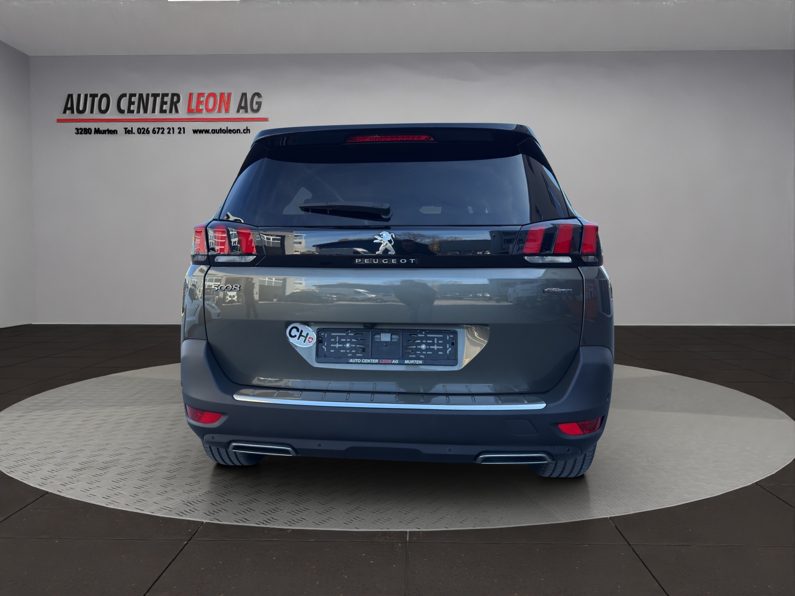 PEUGEOT 5008 2.0 BlueHDi GT Line-image-4