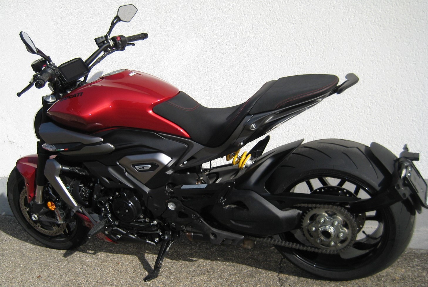 DUCATI X Diavel V4-image-4