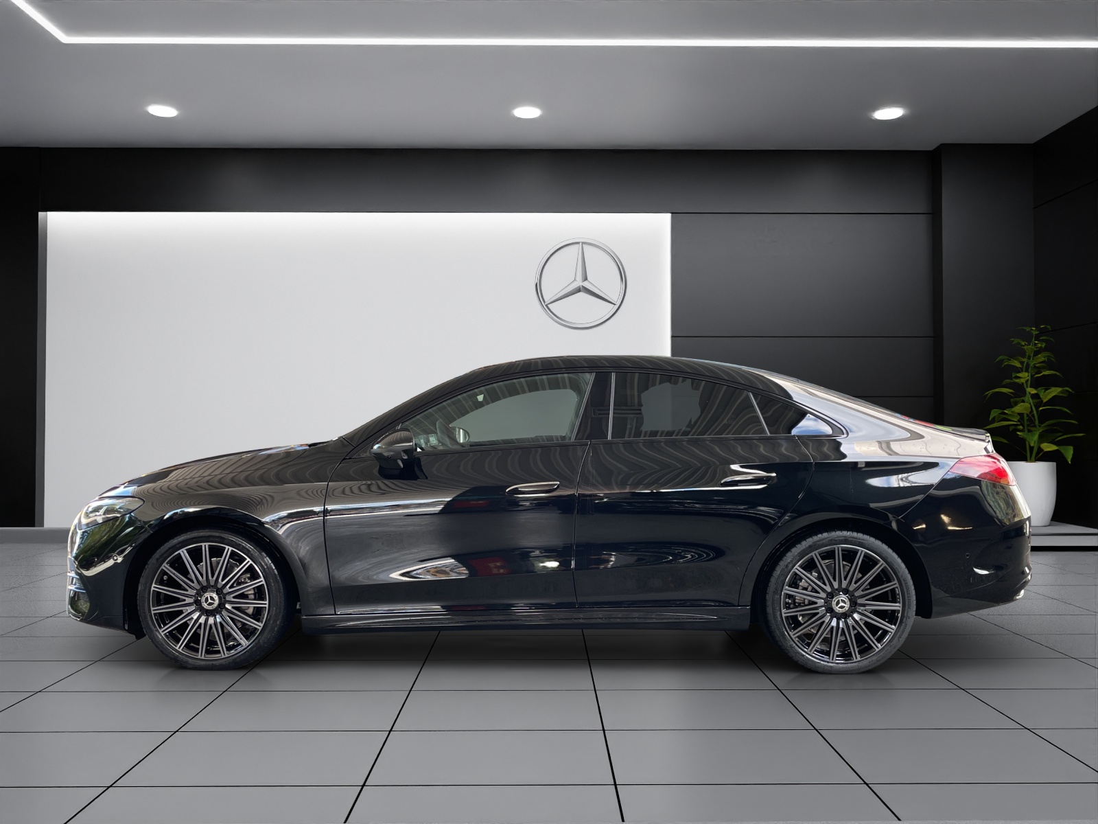 MERCEDES-BENZ CLA 250+ 85 kWh EQ-showroom-element-2