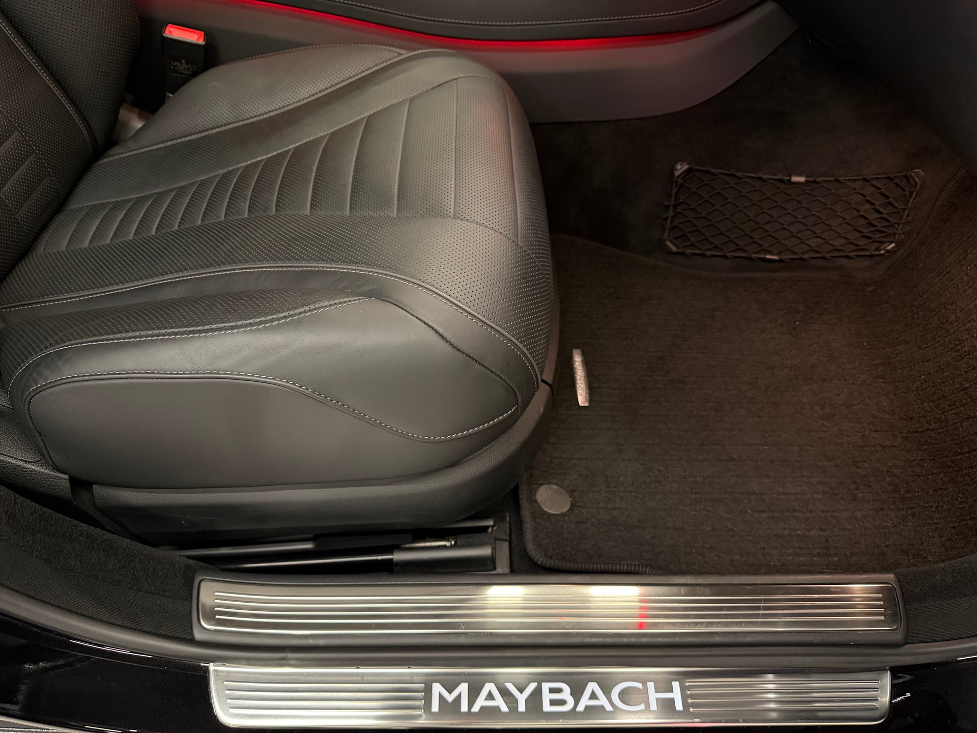 MERCEDES-BENZ S 500 Maybach 4Matic 9G-Tronic-image-22