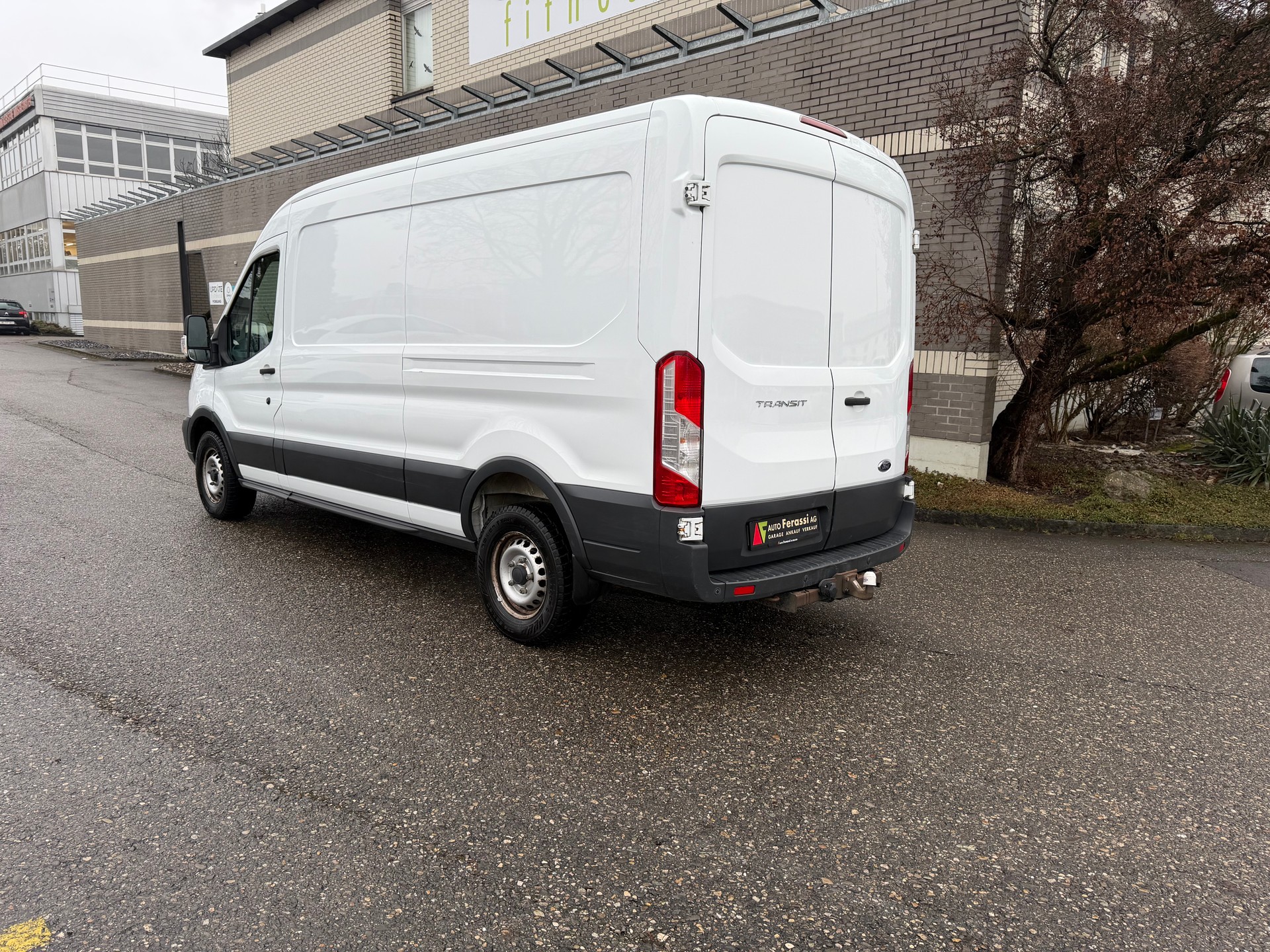 FORD Transit Van 350 L3H2 Ambiente 4WD-showroom-element-3