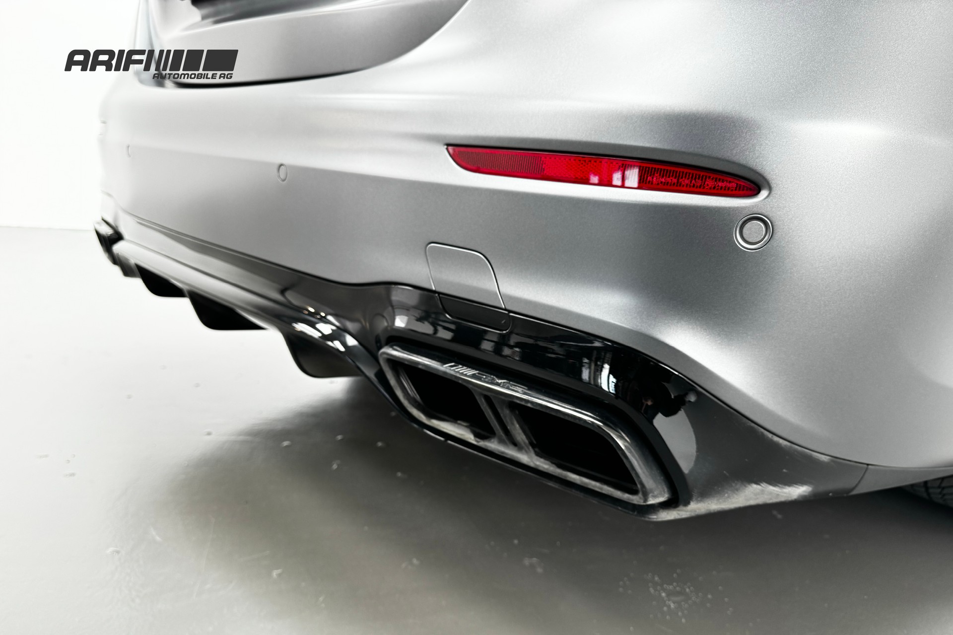 MERCEDES-BENZ E 63 AMG S Edition 1 Selenitgrau Magno-image-12