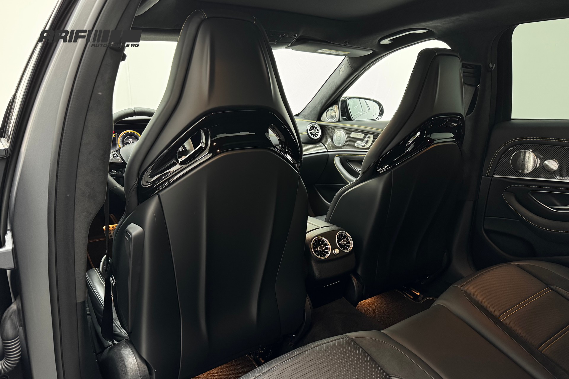 MERCEDES-BENZ E 63 AMG S Edition 1 Selenitgrau Magno-image-21