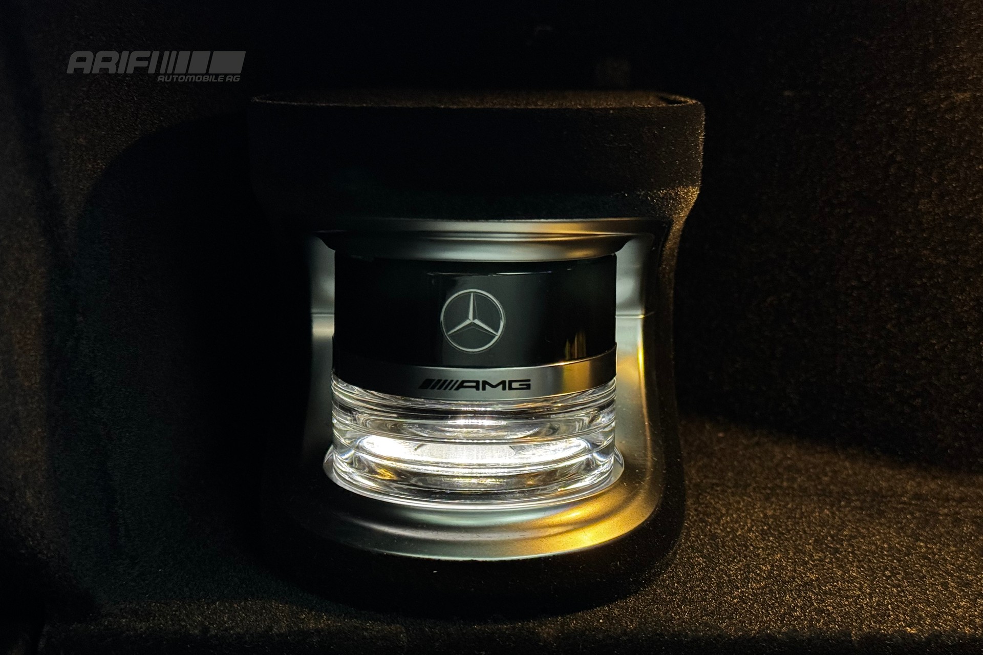 MERCEDES-BENZ E 63 AMG S Edition 1 Selenitgrau Magno-image-29