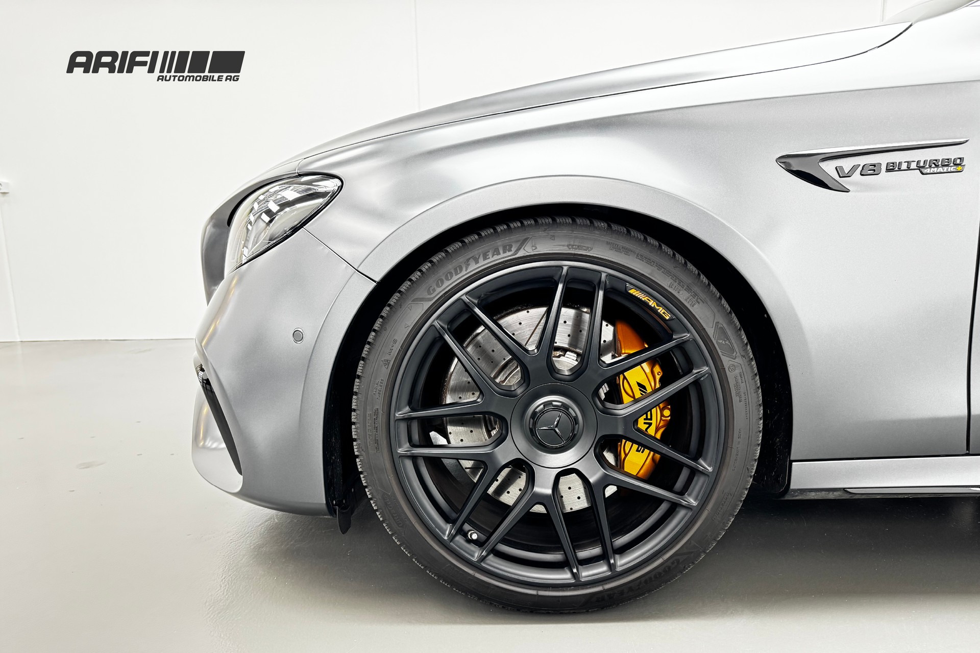 MERCEDES-BENZ E 63 AMG S Edition 1 Selenitgrau Magno-image-8