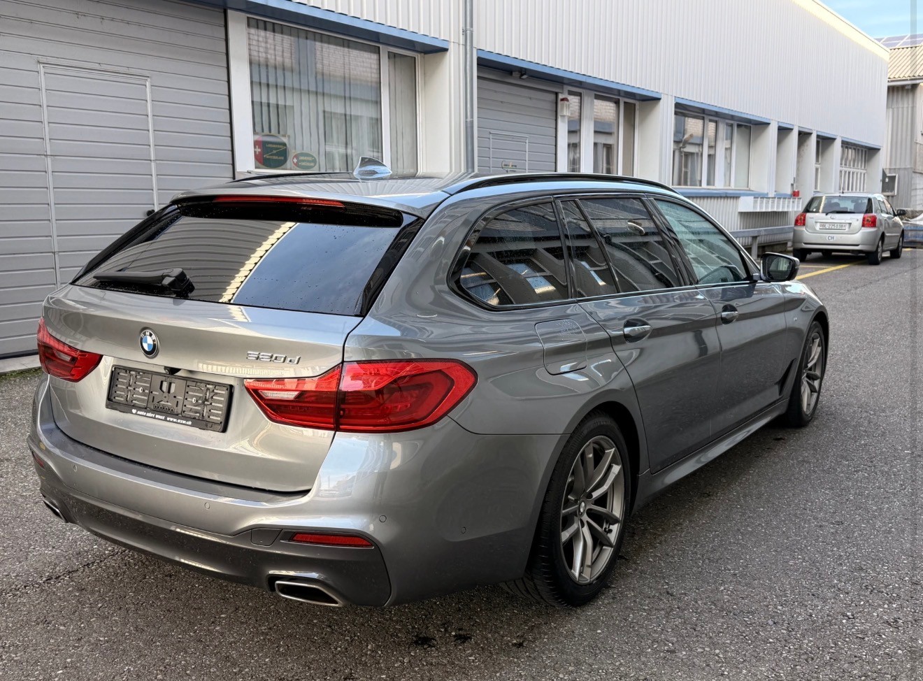 BMW 520d Touring Steptronic-image-2