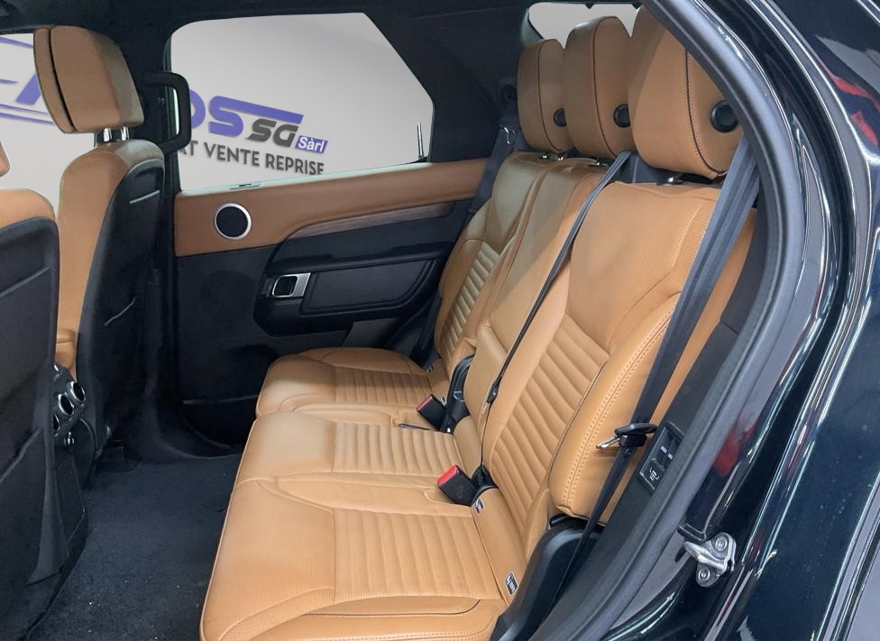 LAND ROVER Discovery 2.0 SD4 HSE Luxury Automatic-image-11