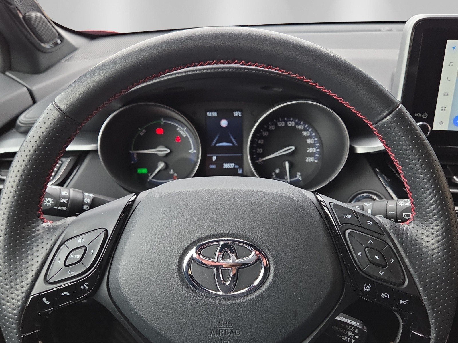 TOYOTA C-HR 2.0 HSD CVT GR Sport-image-13