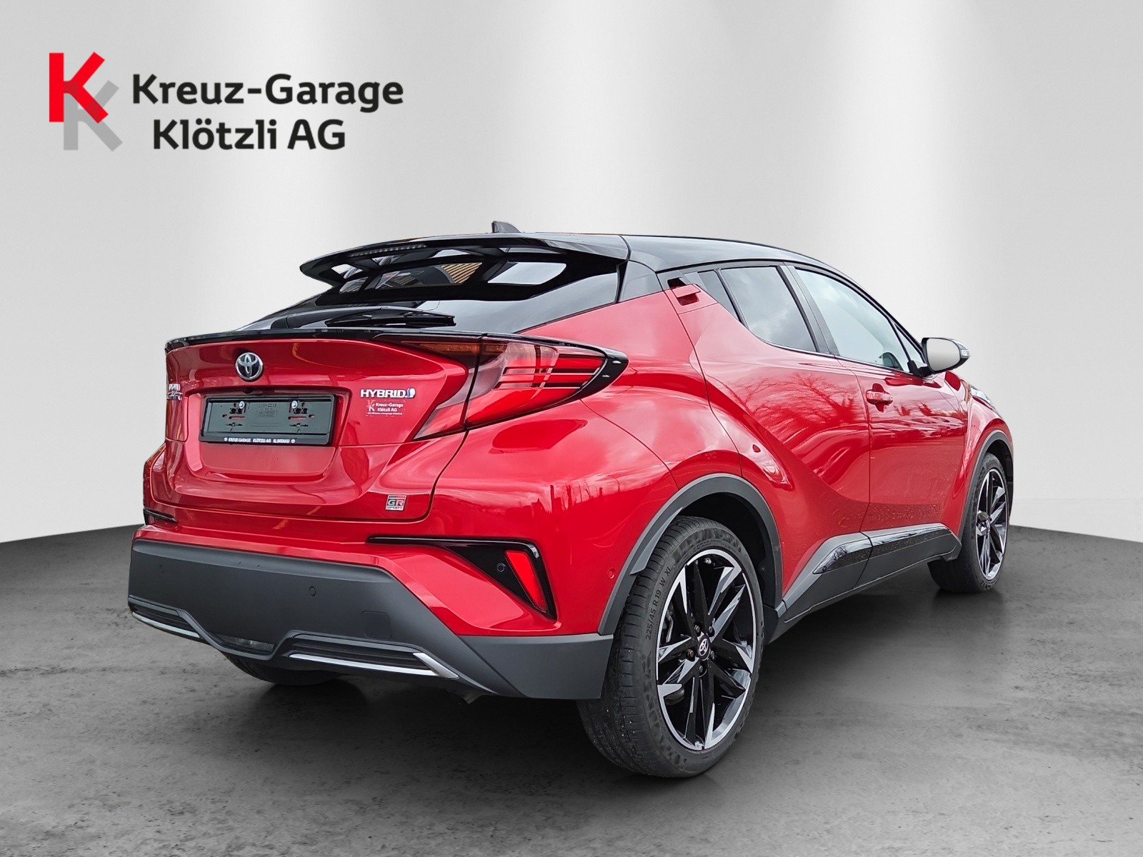TOYOTA C-HR 2.0 HSD CVT GR Sport-image-2