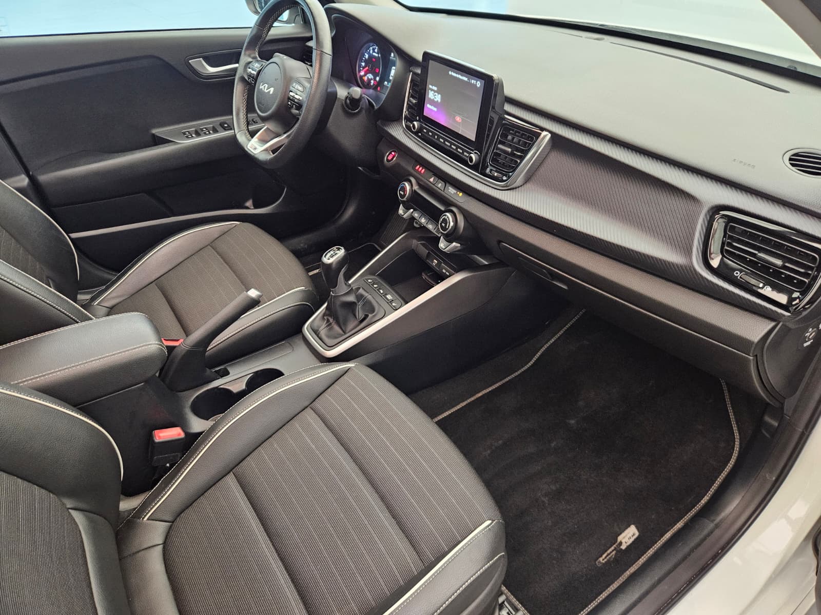 KIA Rio 1.0 T-GDi MHEV GT_Line iMT-image-11