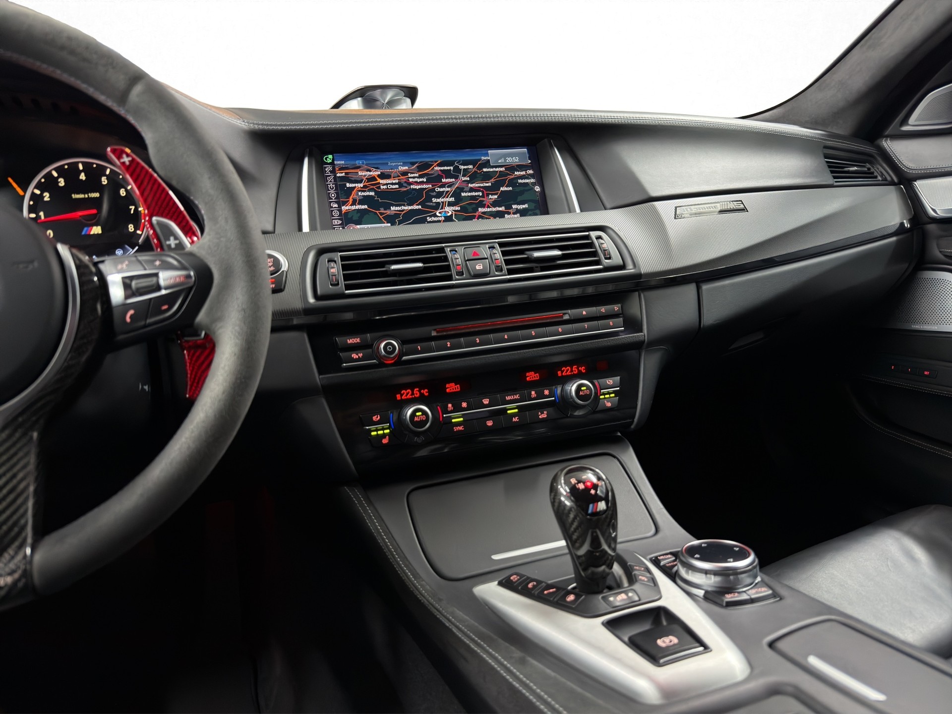 BMW M5 Drivelogic “30 Jahre Edition” 1 of 300-image-12