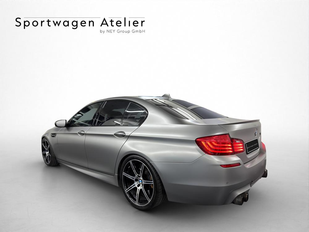 BMW M5 Drivelogic “30 Jahre Edition” 1 of 300-showroom-element-2