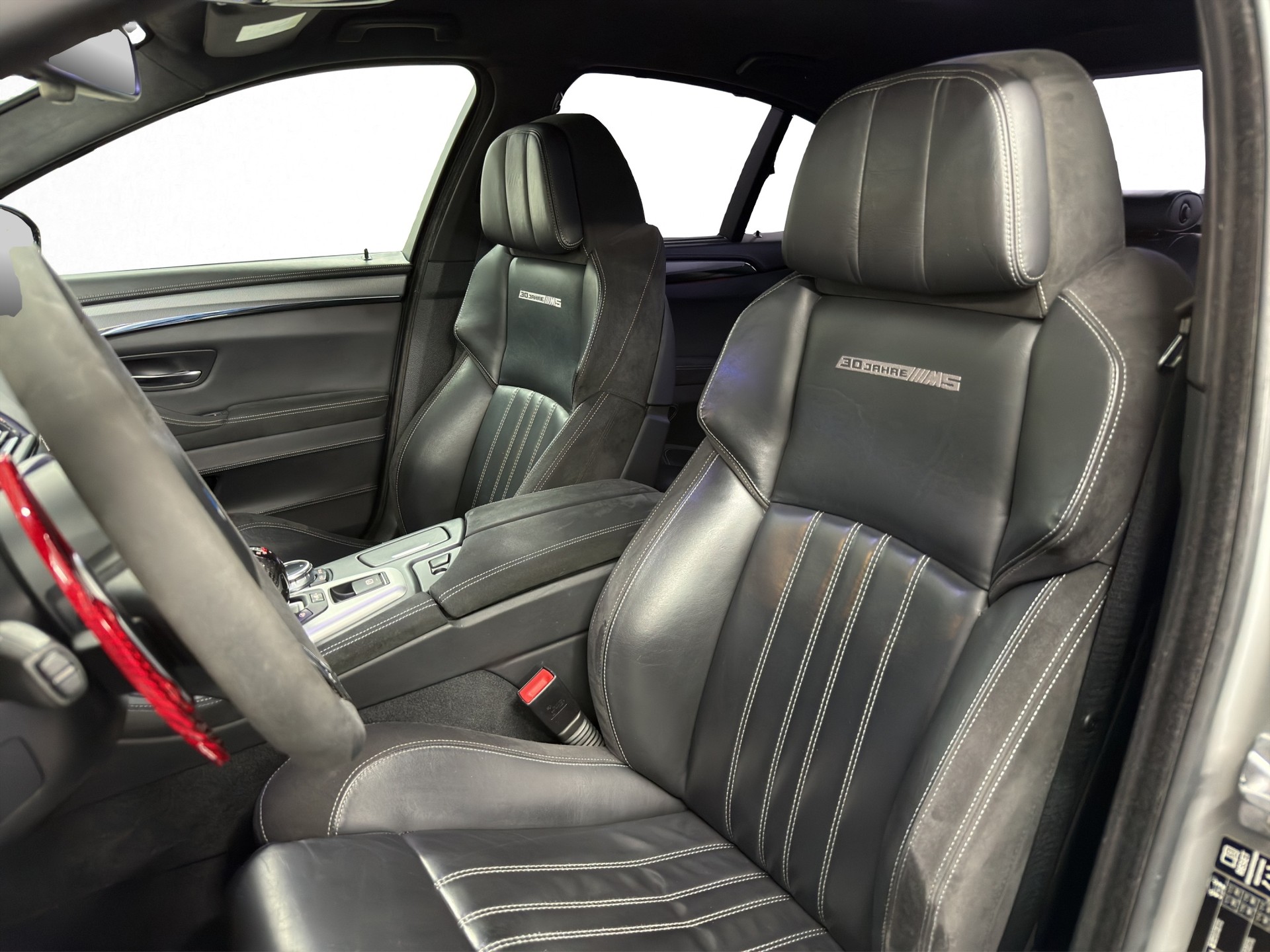BMW M5 Drivelogic “30 Jahre Edition” 1 of 300-image-18