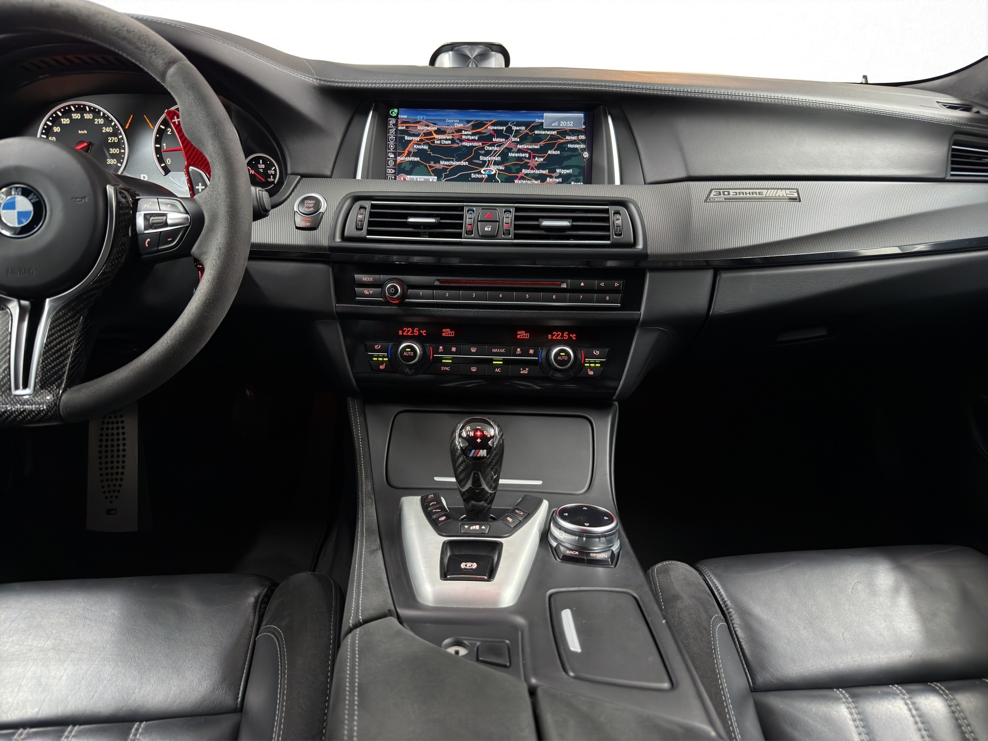 BMW M5 Drivelogic “30 Jahre Edition” 1 of 300-image-11