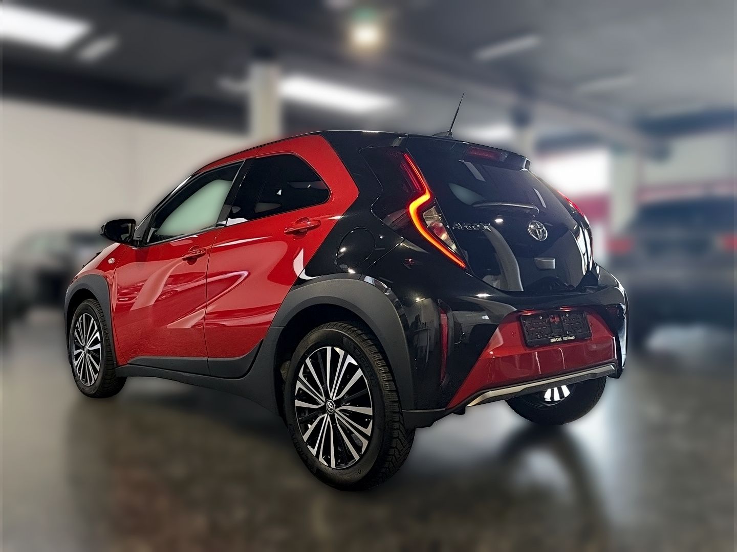 TOYOTA Aygo X 1.0 VVT-i Comfort CVT-showroom-element-1