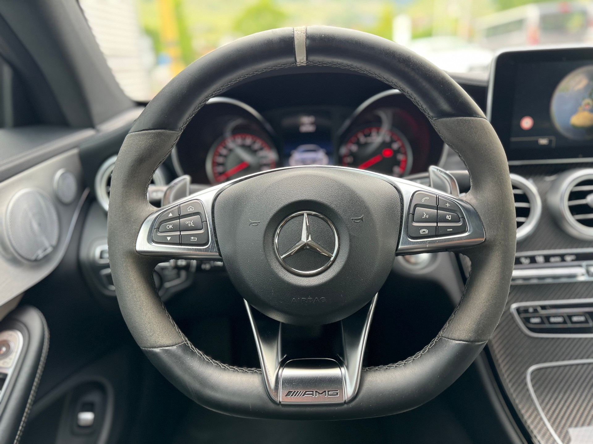 MERCEDES-BENZ C 63 S AMG Speedshift-image-8