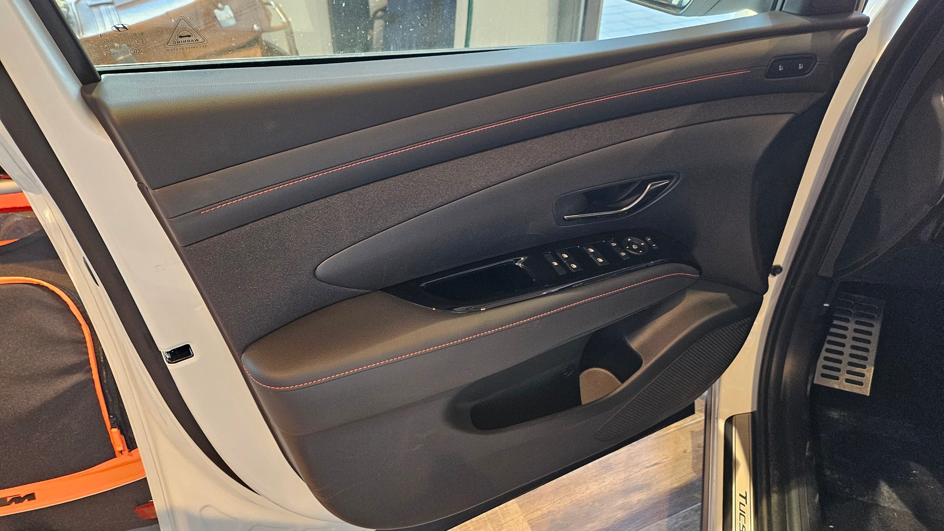 HYUNDAI Tucson 1.6 TGDI PHEV N-Line 4WD Vollausstattung-image-23