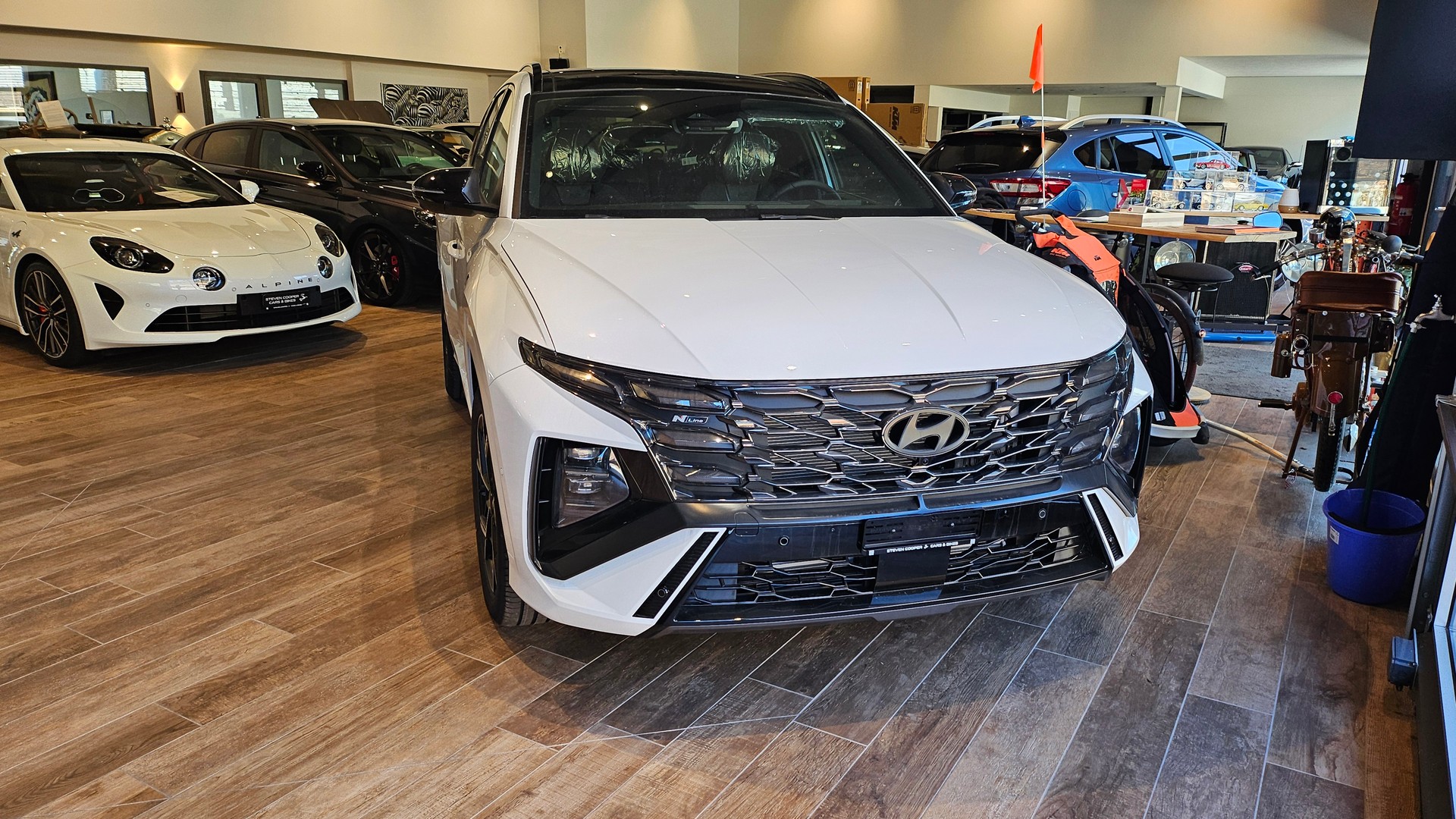 HYUNDAI Tucson 1.6 TGDI PHEV N-Line 4WD Vollausstattung-showroom-element-2