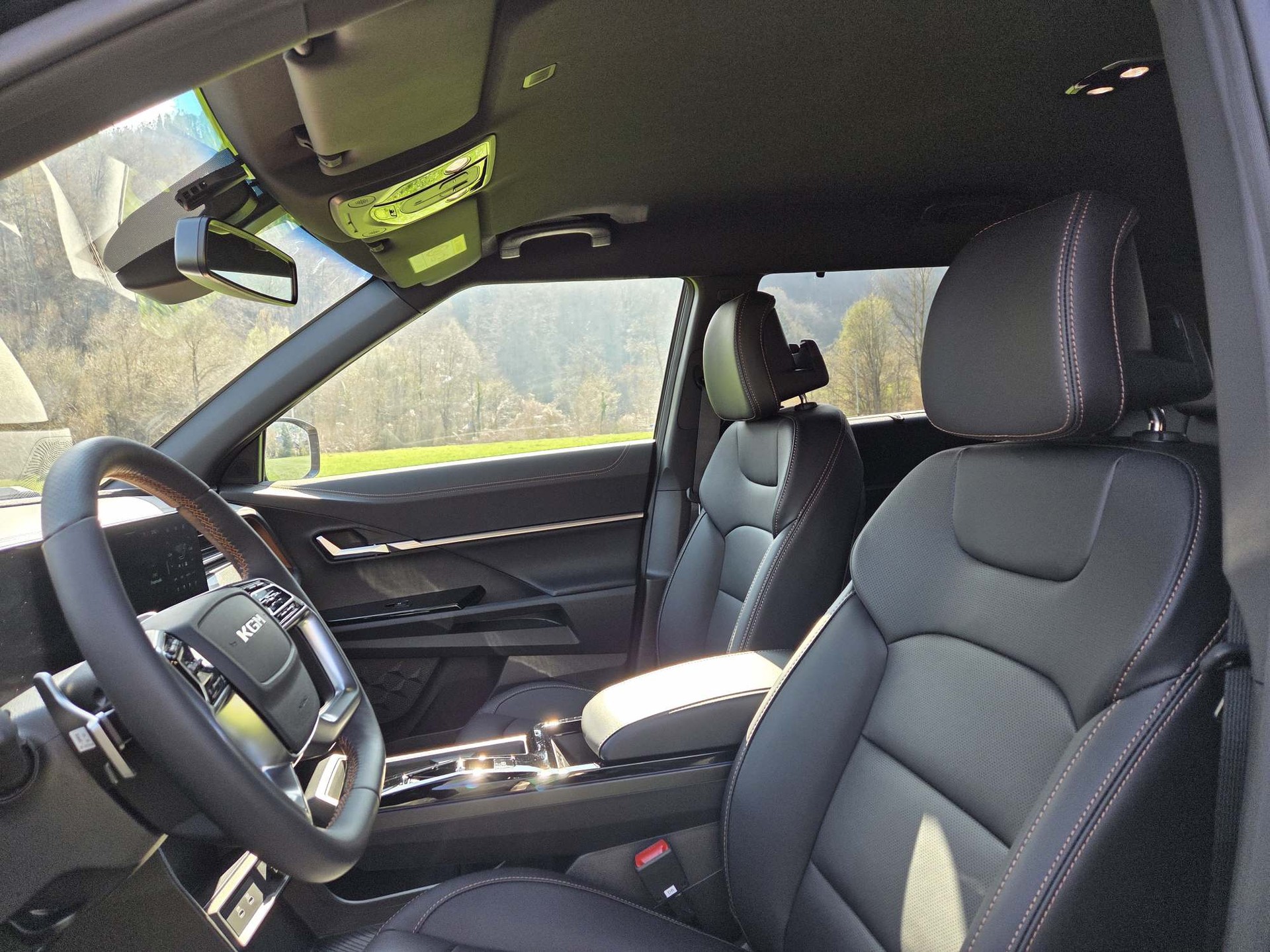 KGM-SsangYong Torres 1.5 T-Gdi Black Edition 4WD-image-12