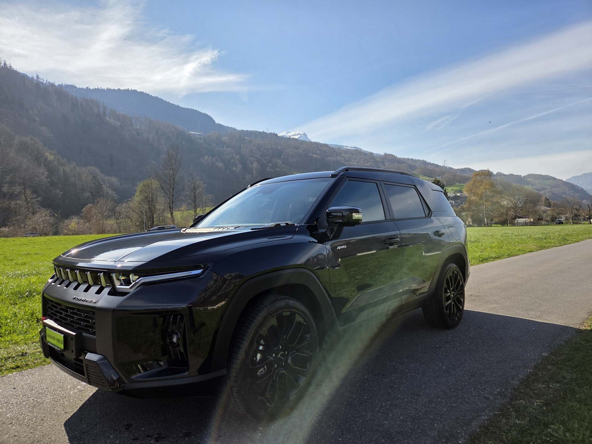 KGM-SsangYong Torres 1.5 T-Gdi Black Edition 4WD-image-3