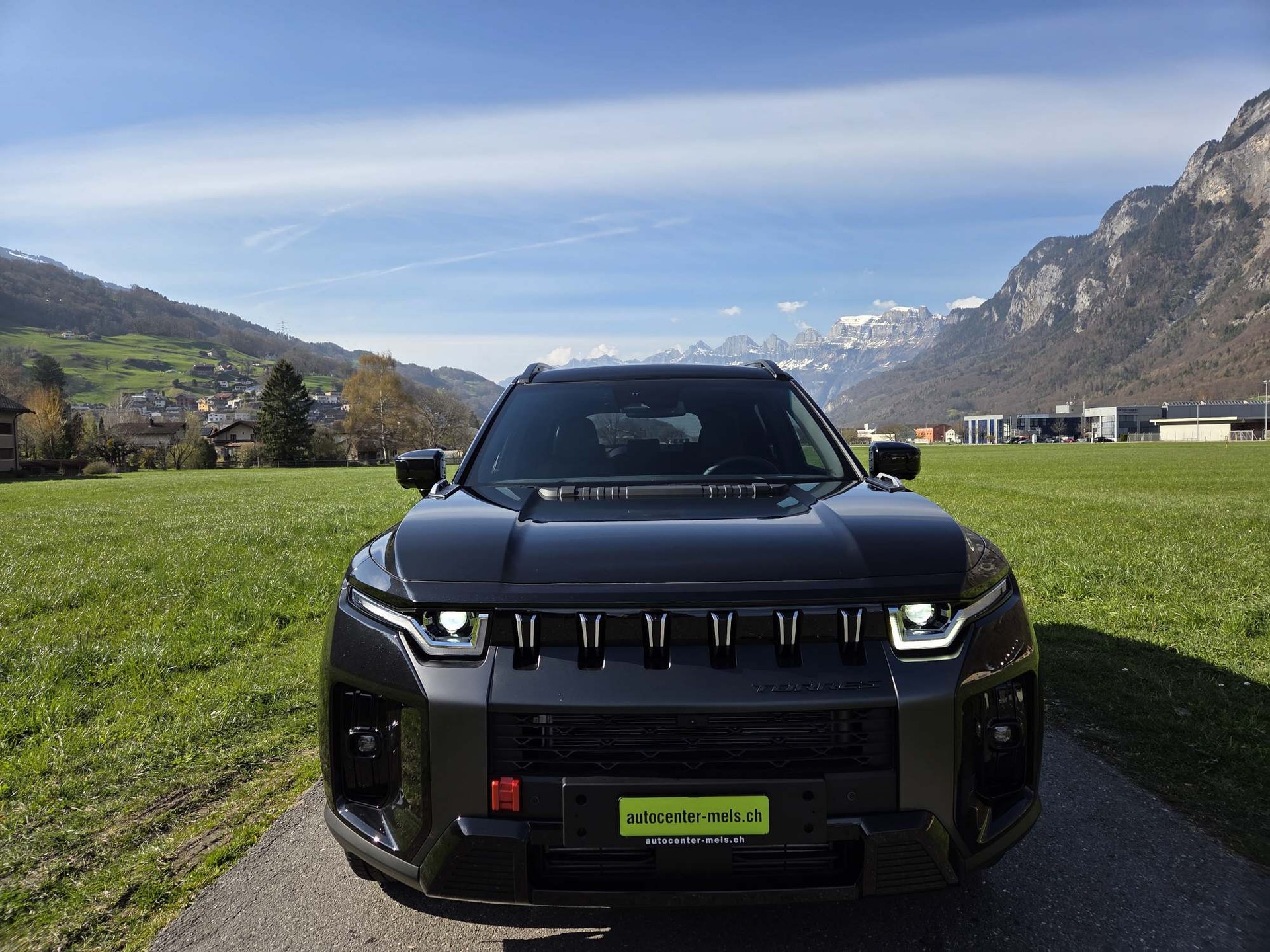 KGM-SsangYong Torres 1.5 T-Gdi Black Edition 4WD-image-2