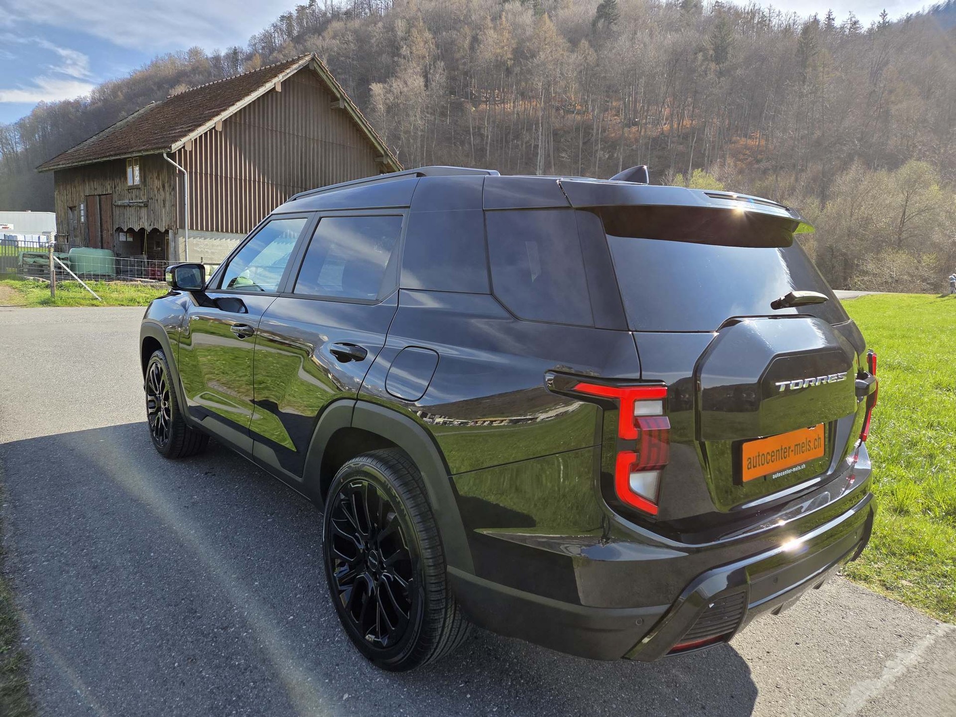 KGM-SsangYong Torres 1.5 T-Gdi Black Edition 4WD-image-4
