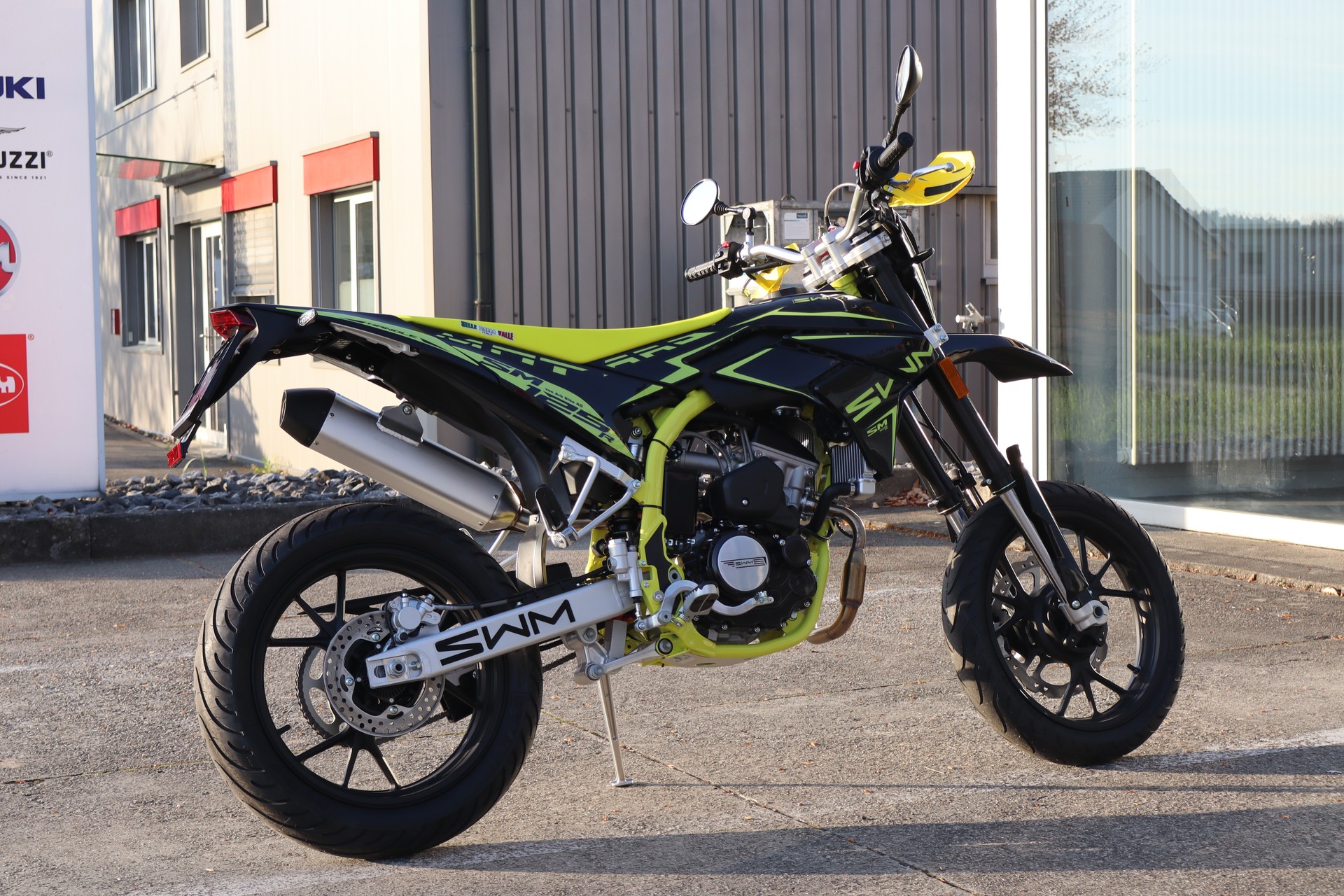 SWM SM125R ABS-image-2