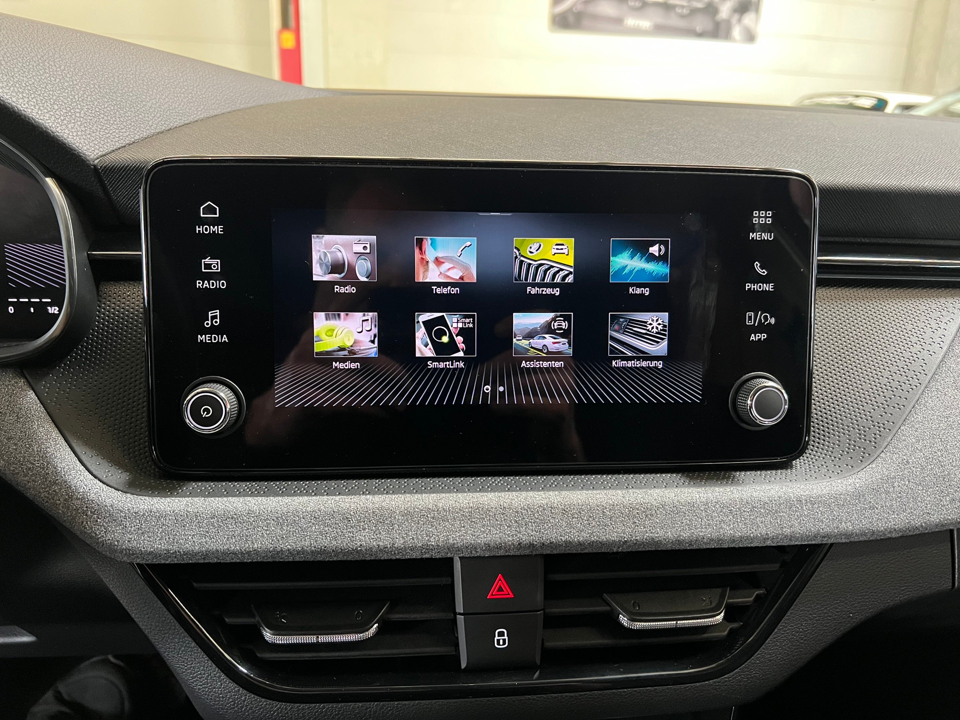 SKODA Scala 1.0 TSI Selection DSG-image-7