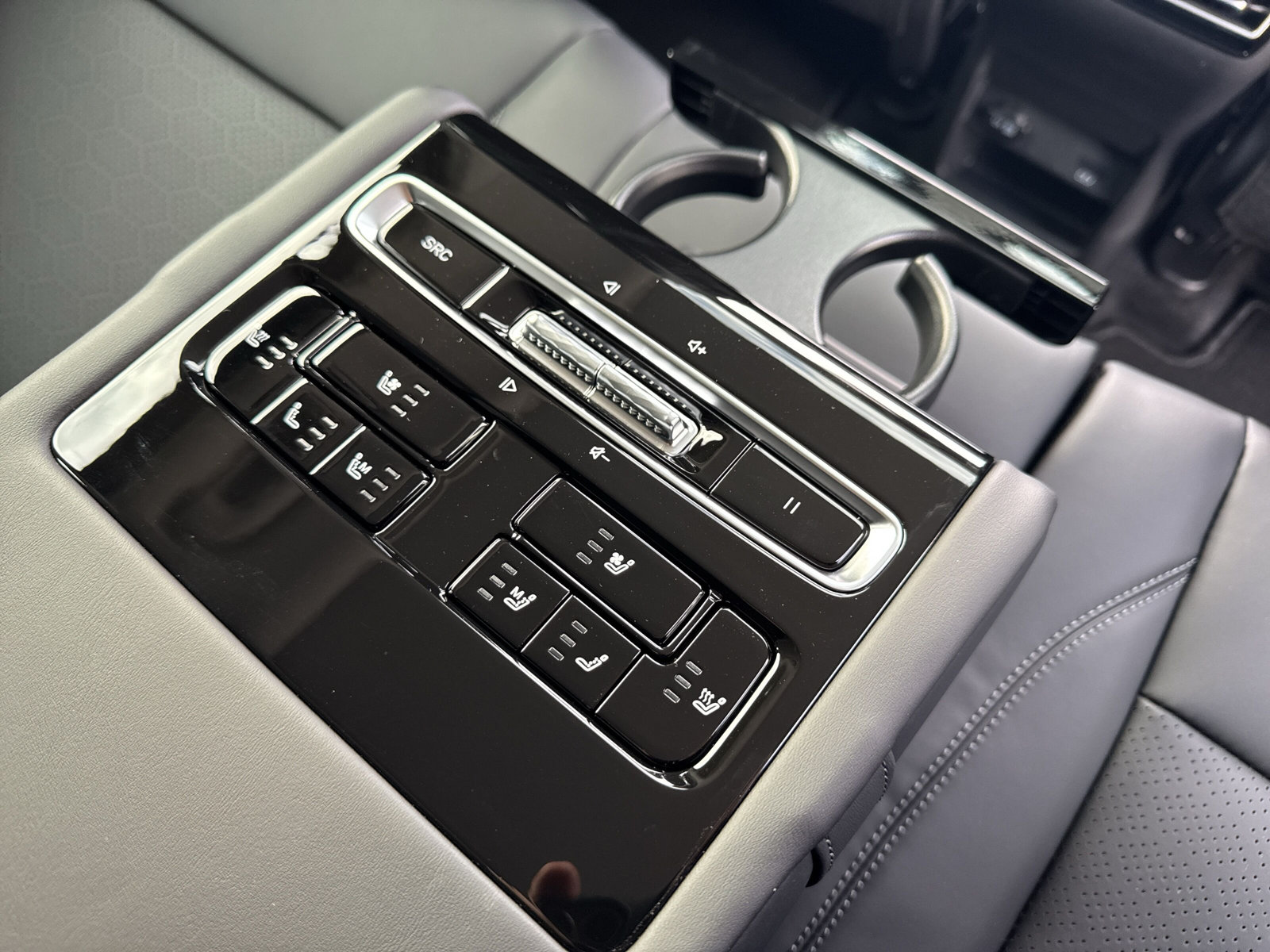 BAIC X75 1.5 Premium-image-8