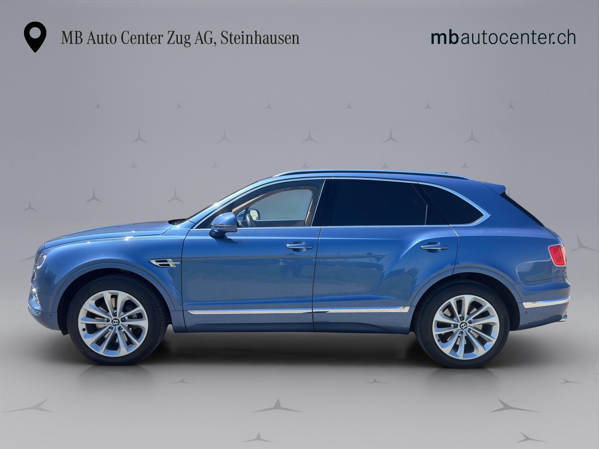 BENTLEY Bentayga 6.0 W12-showroom-element-1