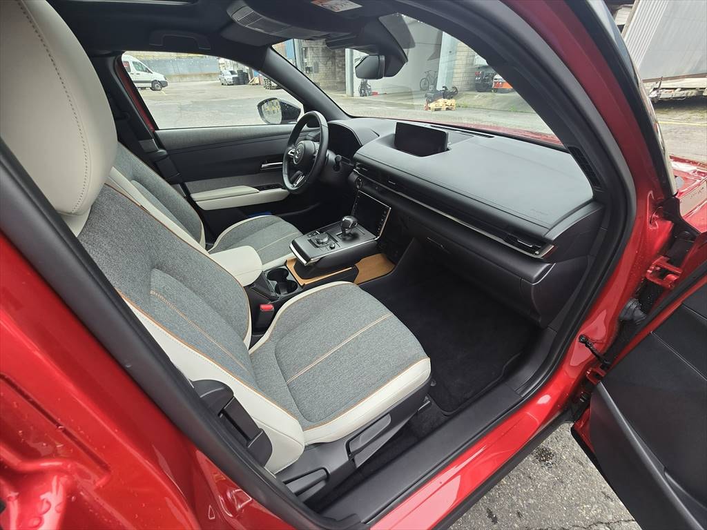 MAZDA MX-30 e-Skyactiv Makoto-image-10