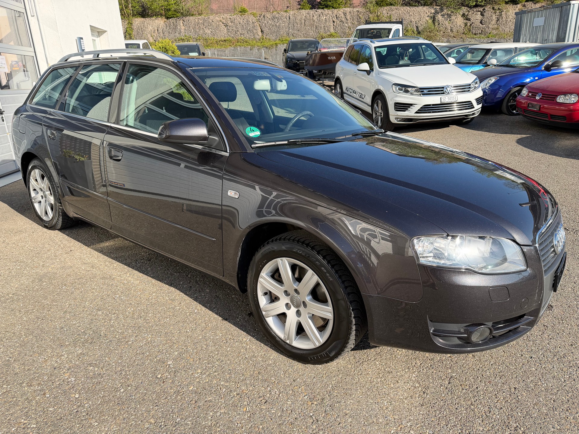 AUDI A4 Avant 2.0 Turbo FSI-image-3