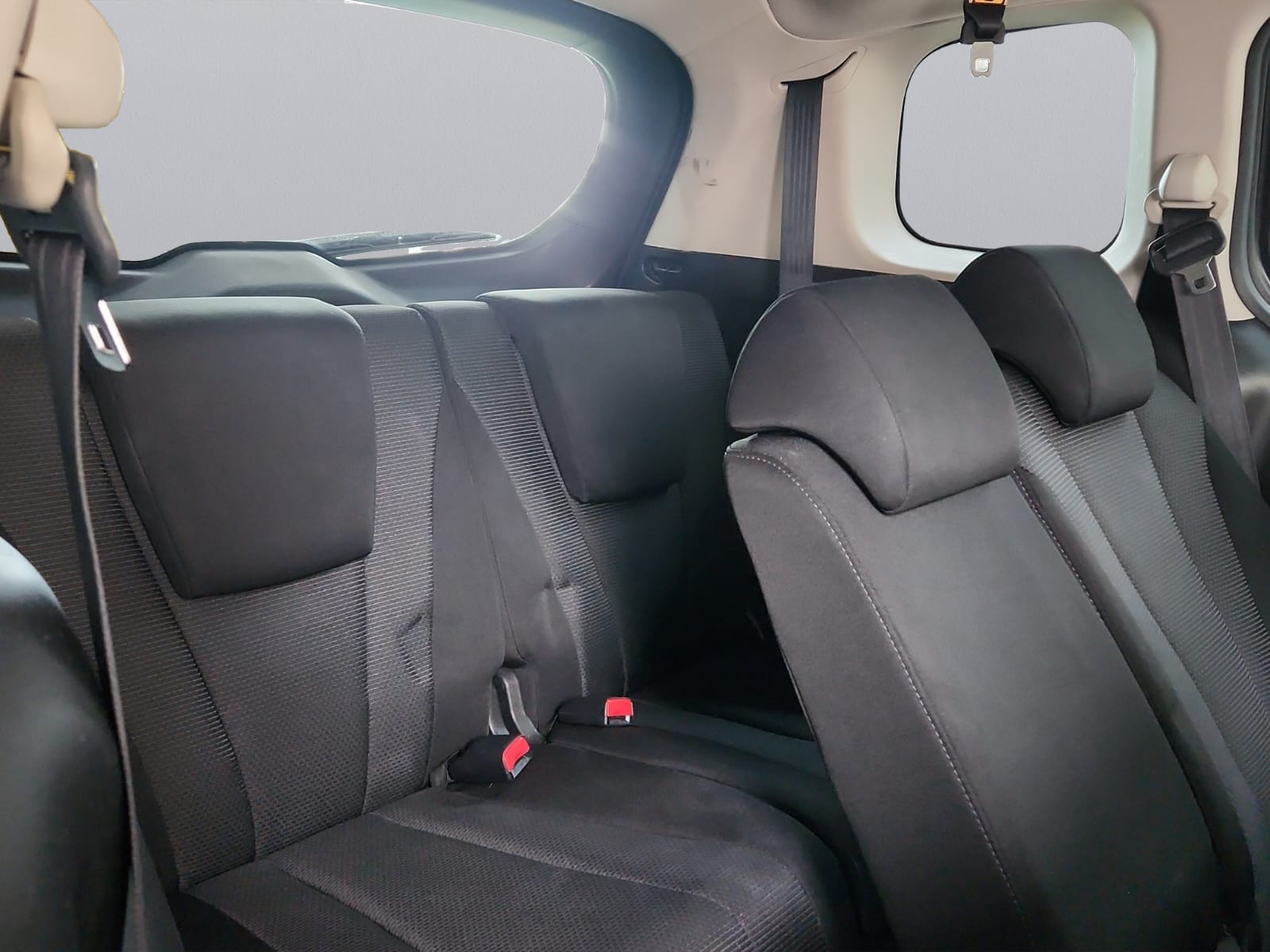 MAZDA 5 2.0 16V Exclusive-image-8