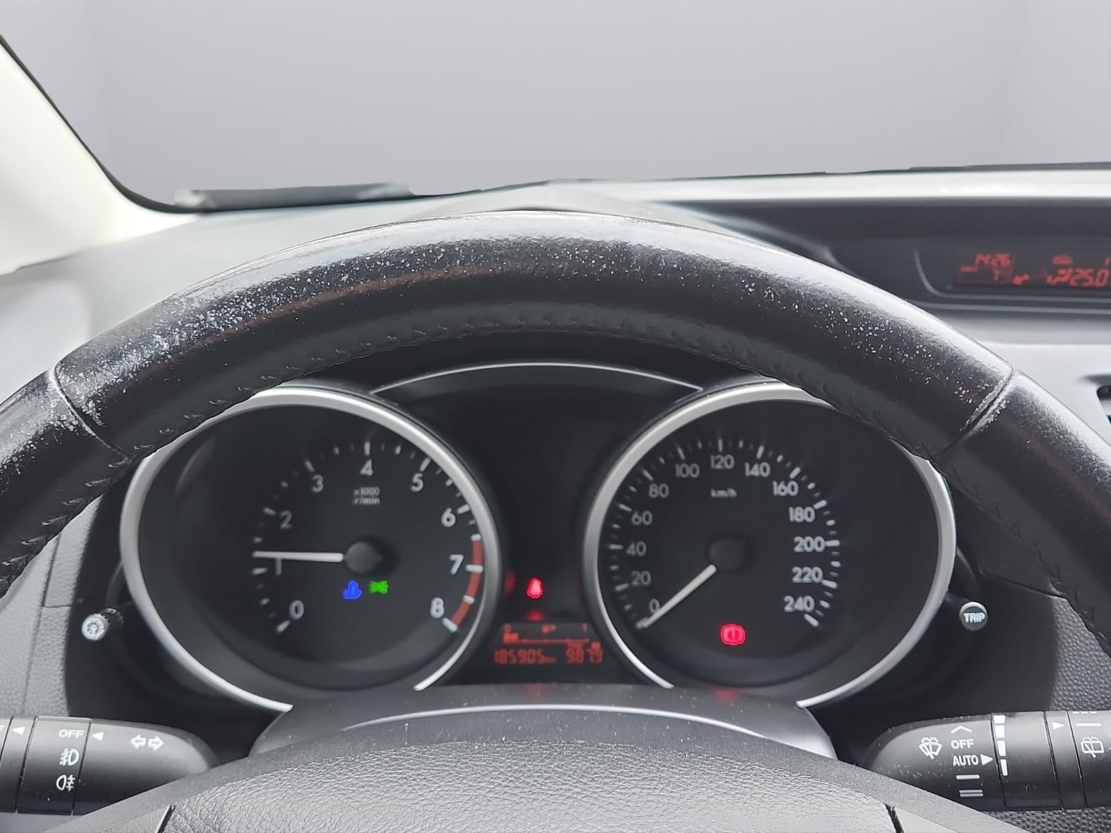 MAZDA 5 2.0 16V Exclusive-image-14