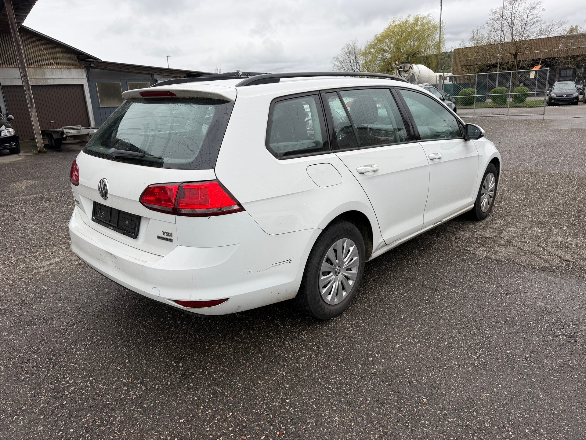 VW Golf Variant 1.2 TSI Trendline-image-6