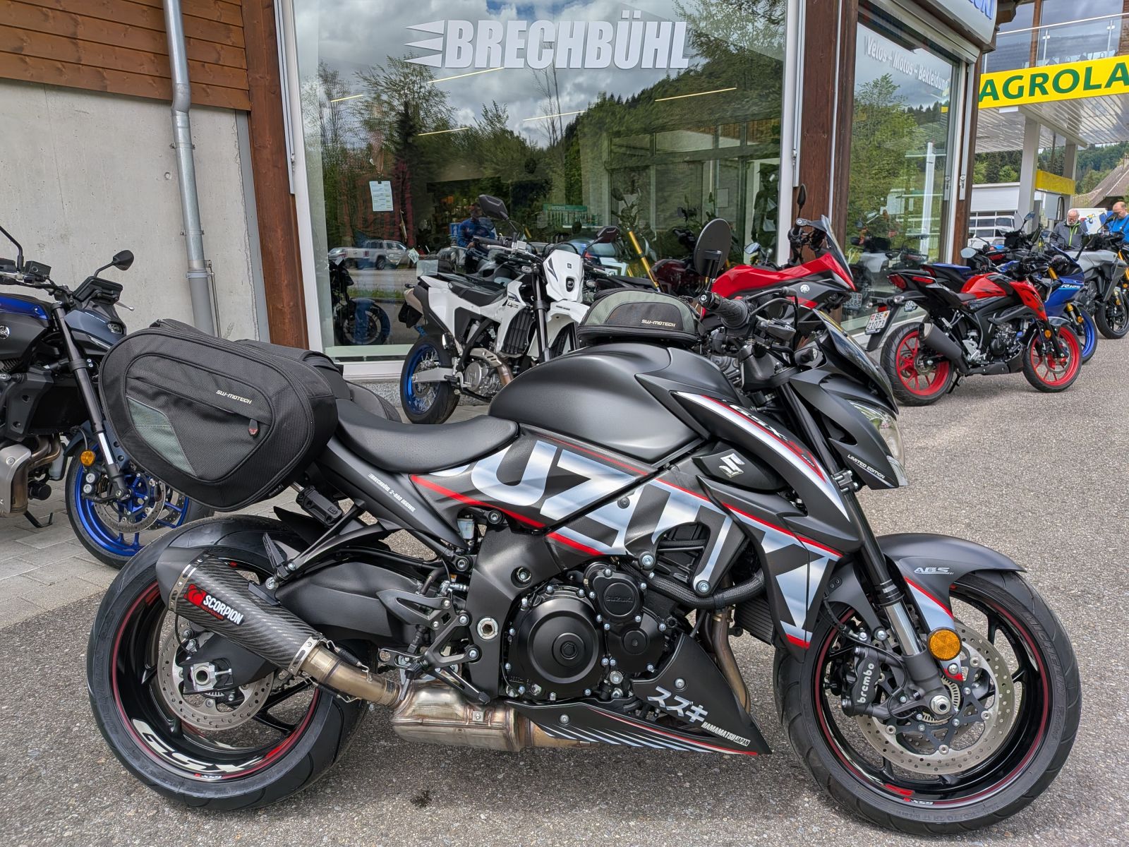SUZUKI GSX-S 1000 ABS