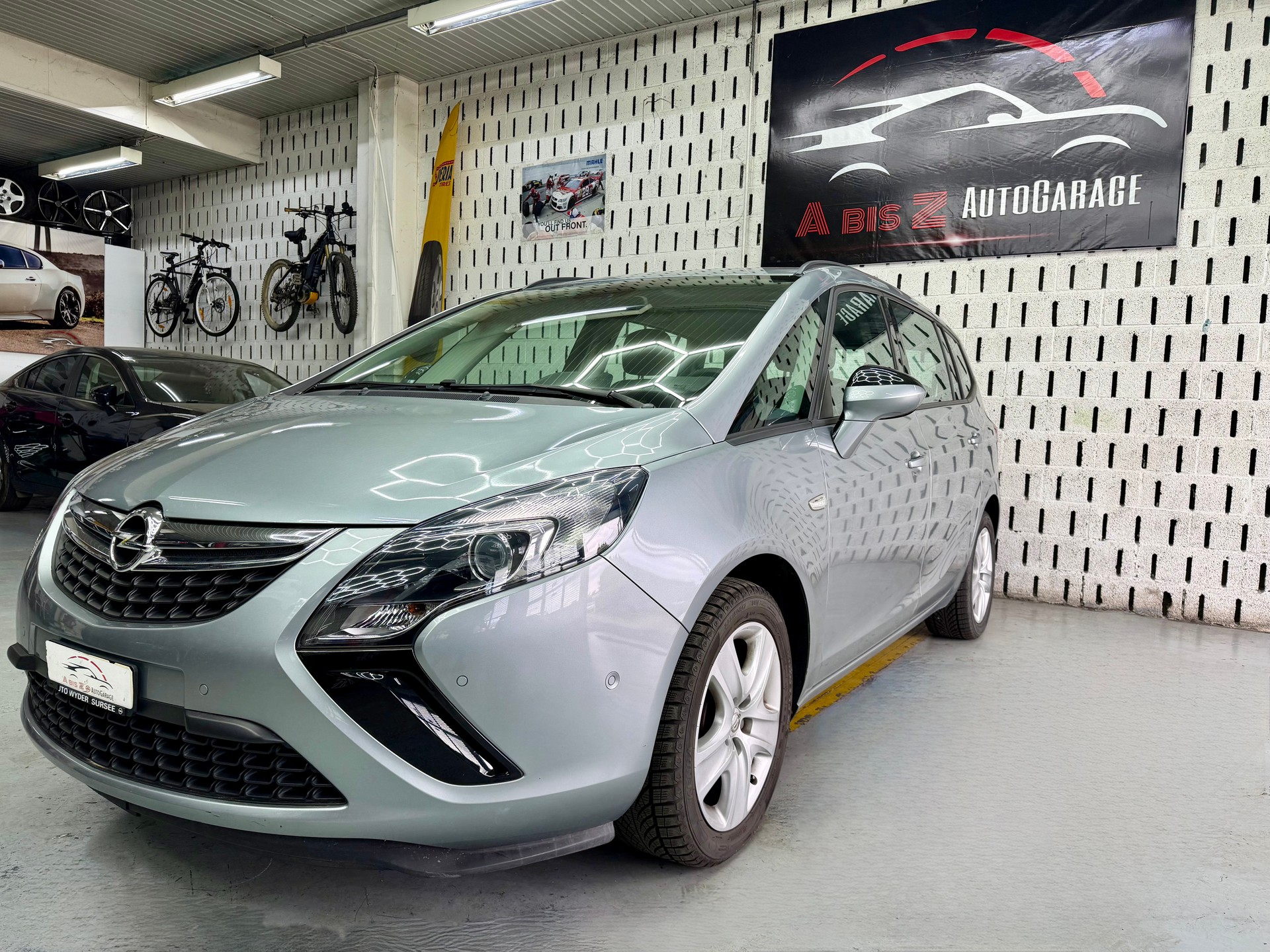 OPEL Zafira Tourer 1.6i 16V Turbo Cosmo Automatic