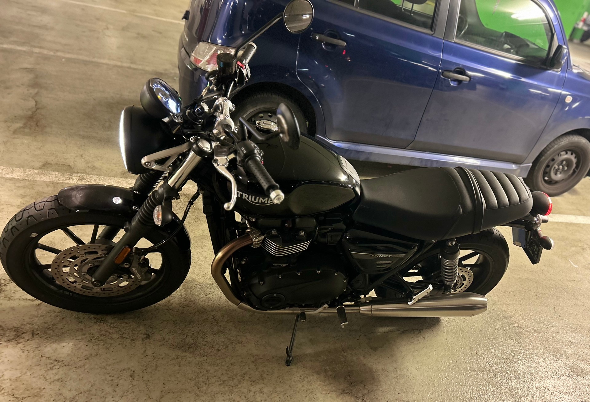 TRIUMPH Street Twin 900 Gold Line (35kW)