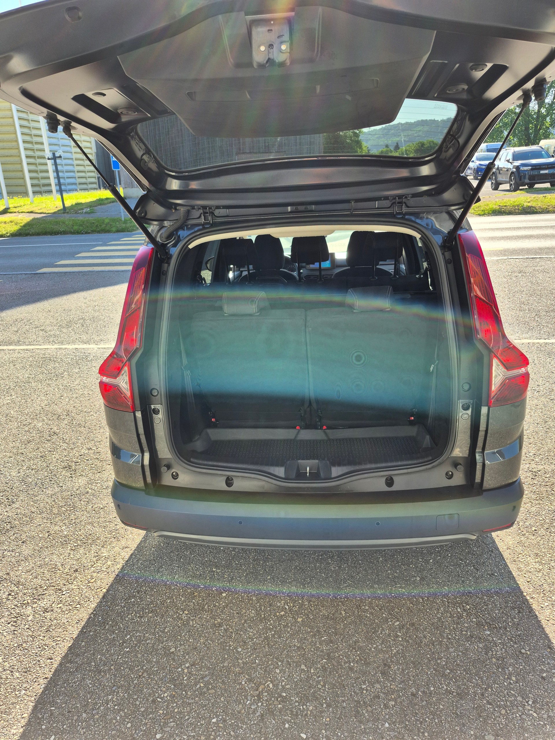 DACIA Jogger EXTREME TCe 110 7 place-image-4