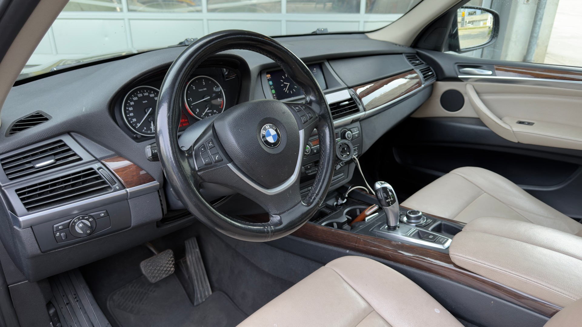 BMW X5 xDrive 30d Steptronic-image-10
