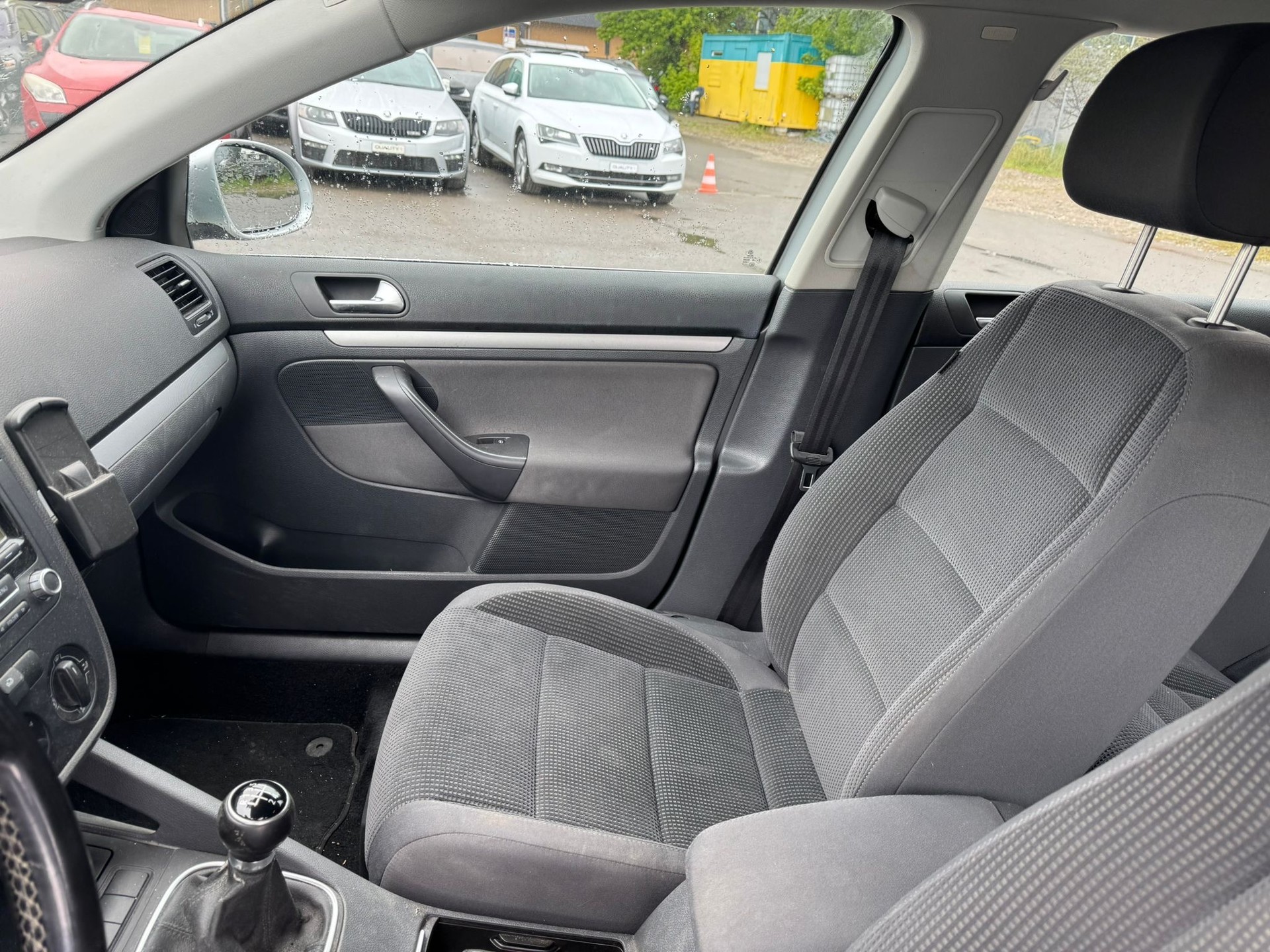 VW Golf Variant 1.9 TDI Trendline-image-11