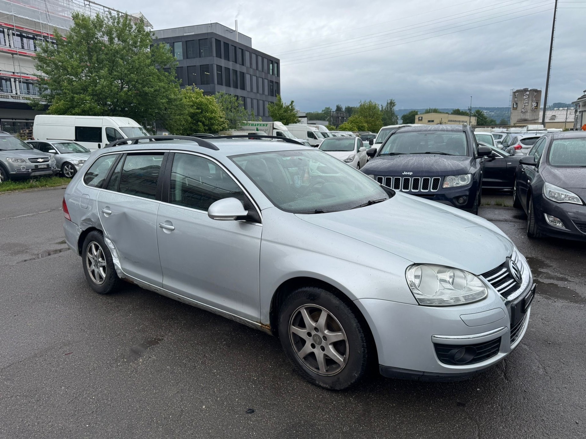 VW Golf Variant 1.9 TDI Trendline-image-1