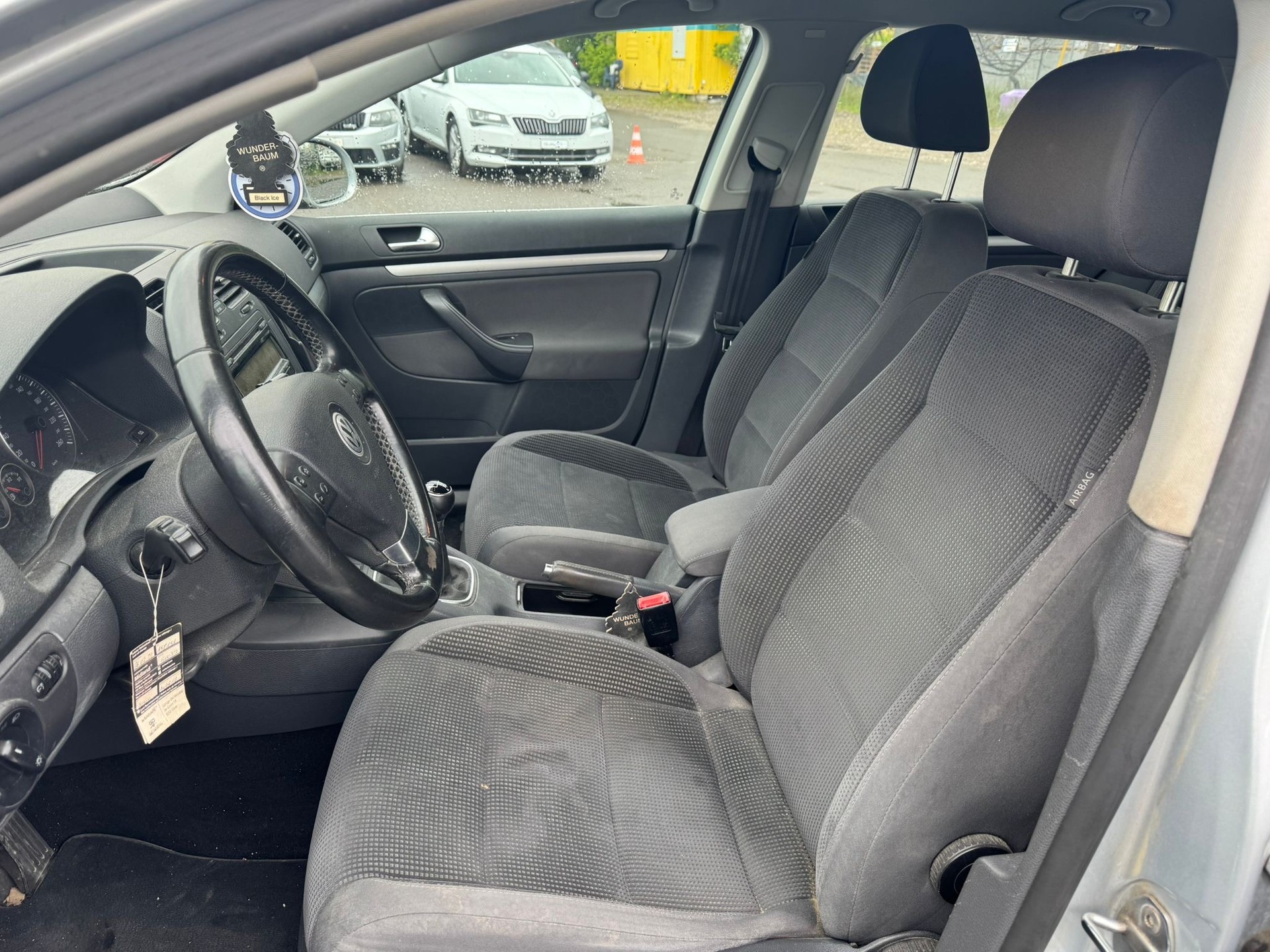 VW Golf Variant 1.9 TDI Trendline-image-10