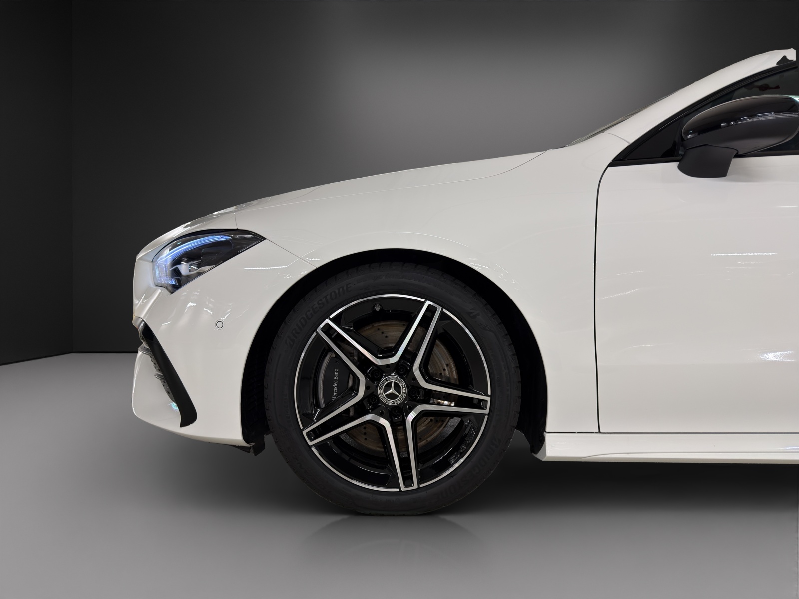 MERCEDES-BENZ CLA Shooting Brake 250 4Matic 8G-DCT-image-8