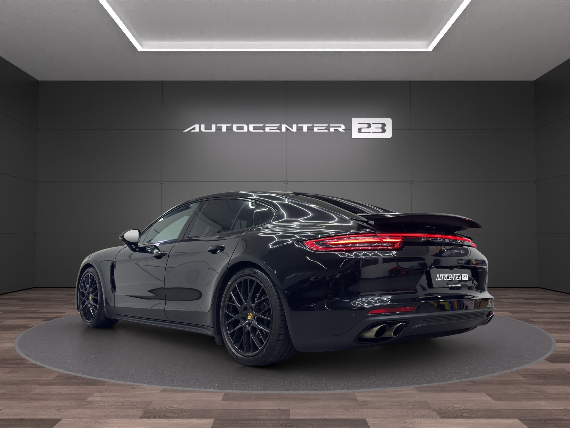 PORSCHE Panamera 4S PDK-image-2