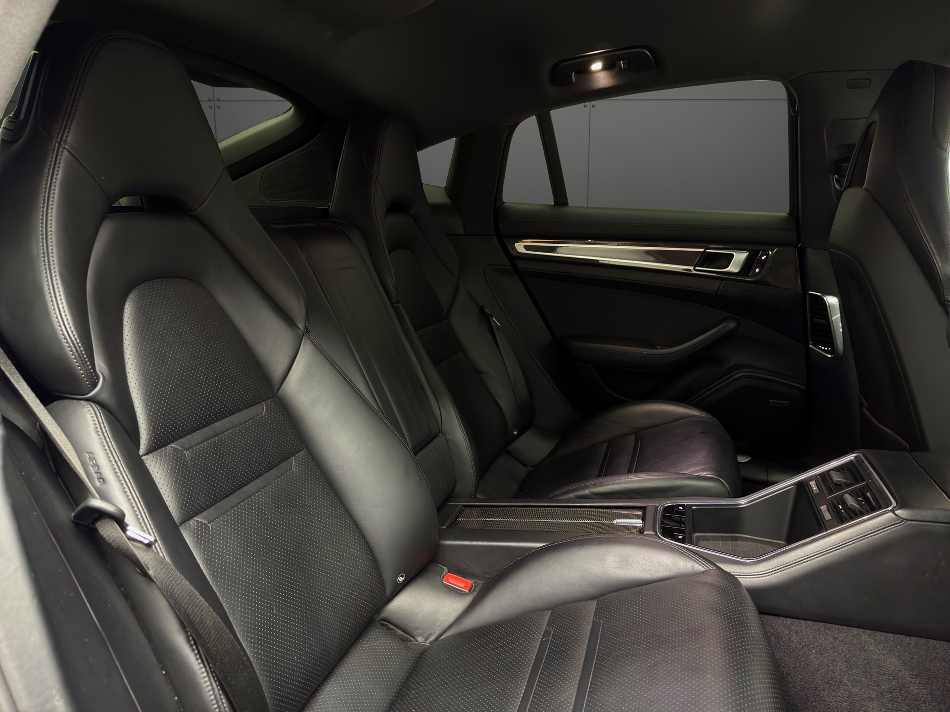 PORSCHE Panamera 4S PDK-image-14