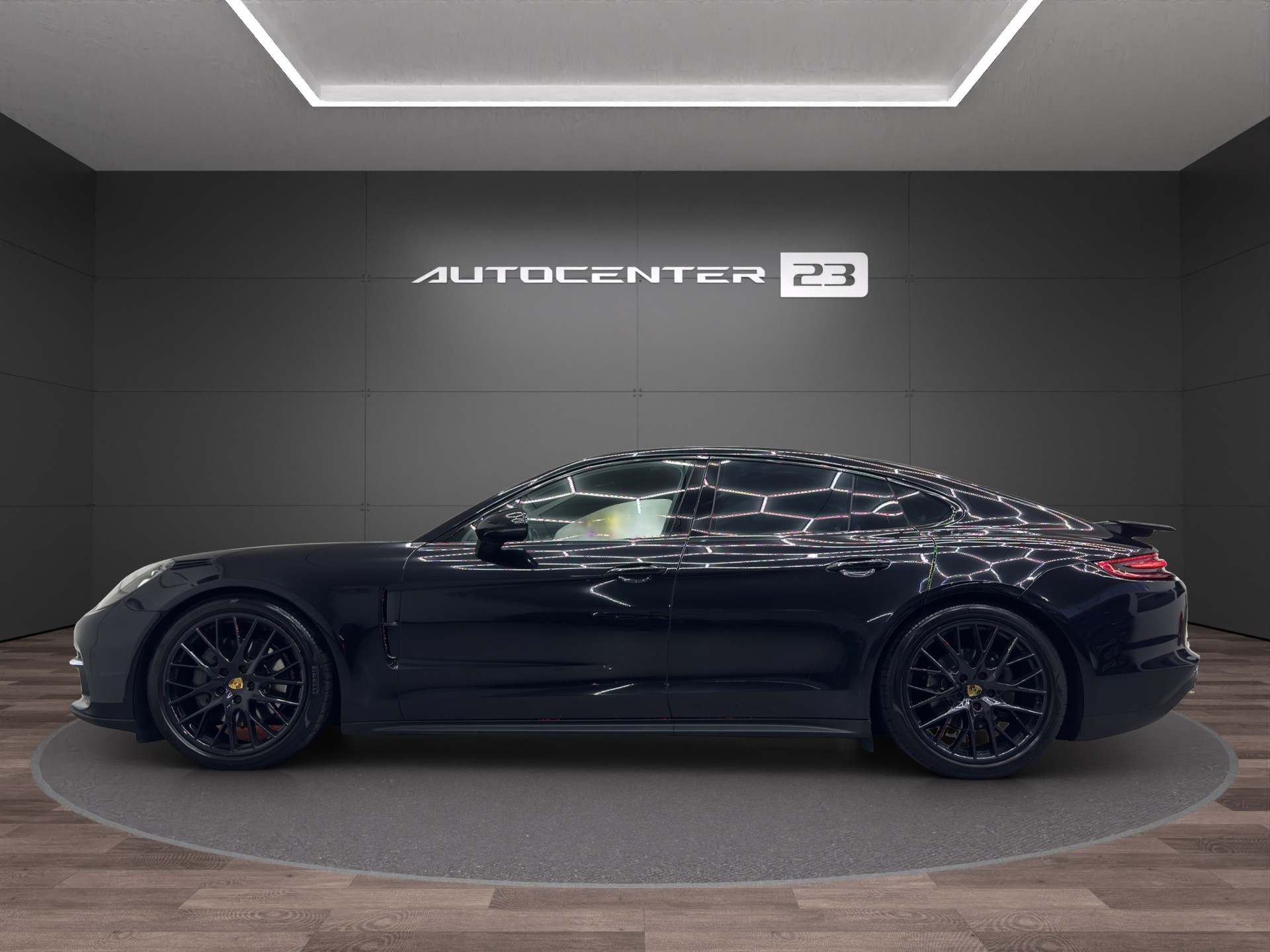 PORSCHE Panamera 4S PDK-image-1