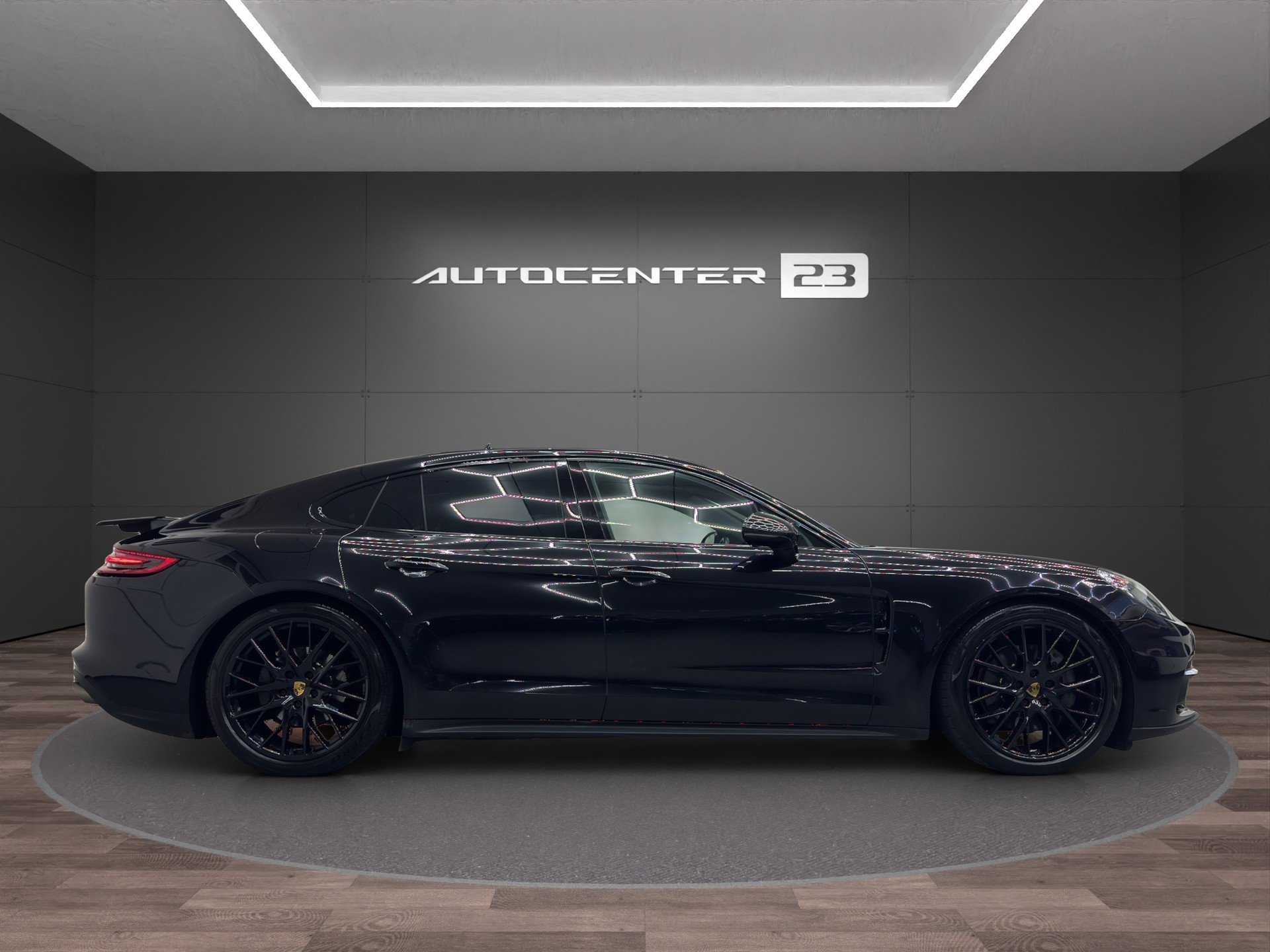 PORSCHE Panamera 4S PDK-image-5